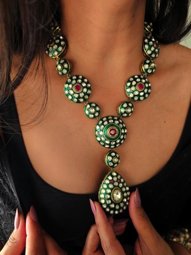 Muktika handcrafted necklace with earrings Thumbnail