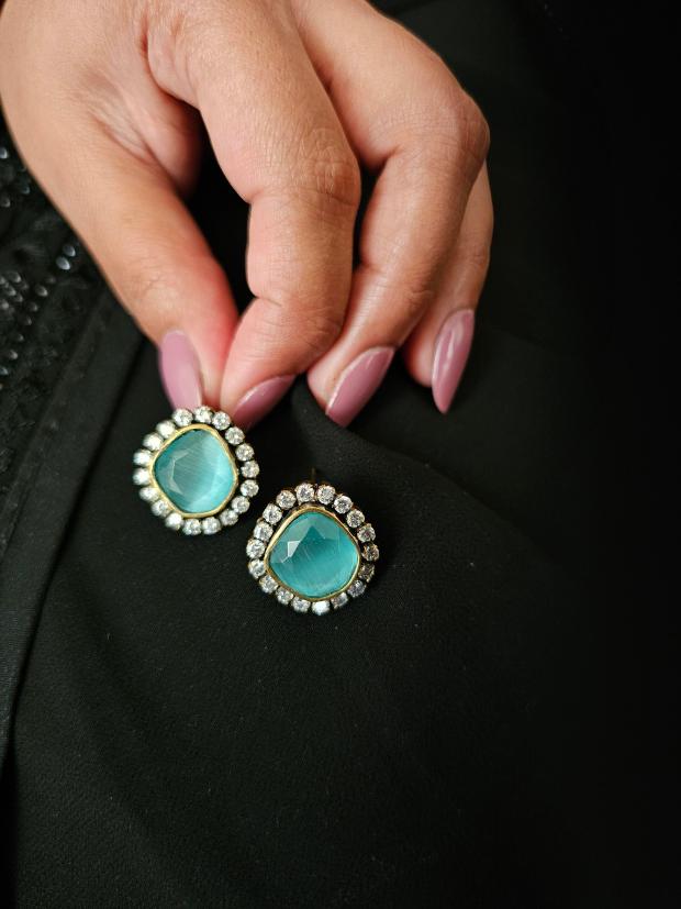 Jaaved handcrafted necklace with earrings Thumbnail