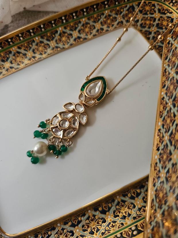 Damyanti  handcrafted necklace with earrings Thumbnail