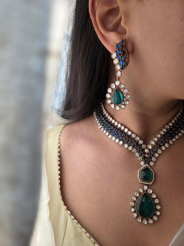 Manorama handcrafted necklace with earrings Thumbnail