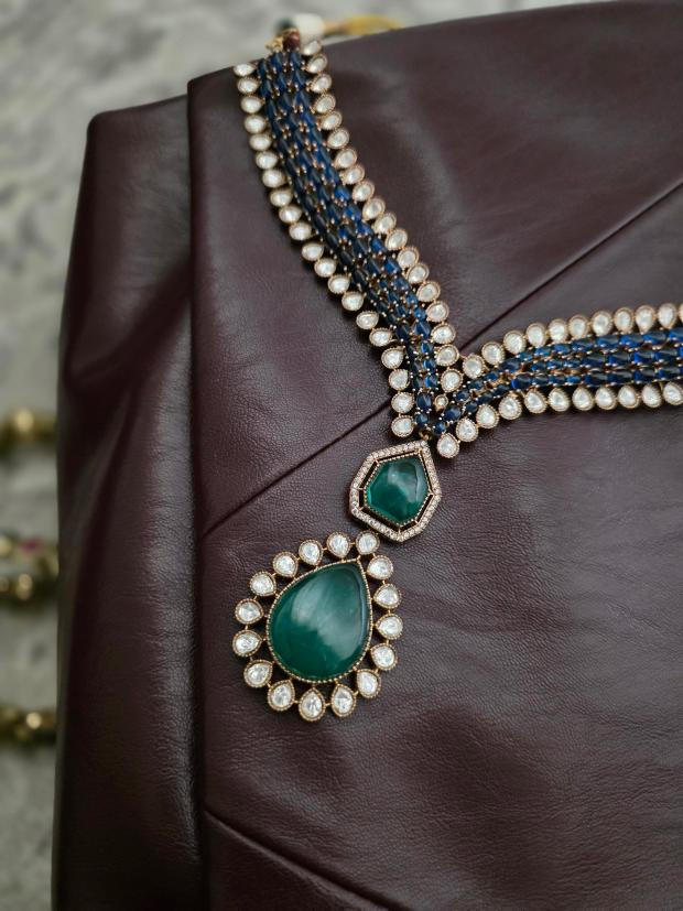 Manorama handcrafted necklace with earrings Thumbnail