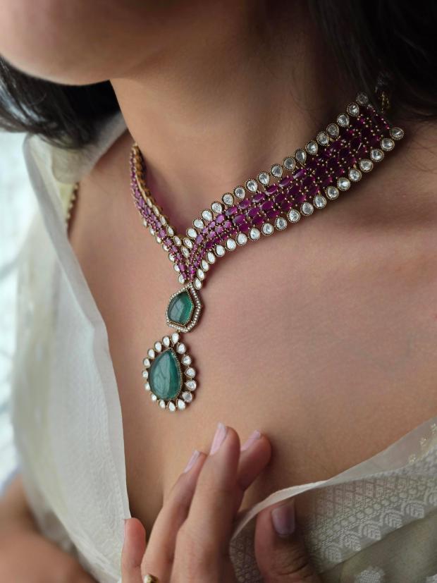 Manorama handcrafted necklace with earrings Thumbnail