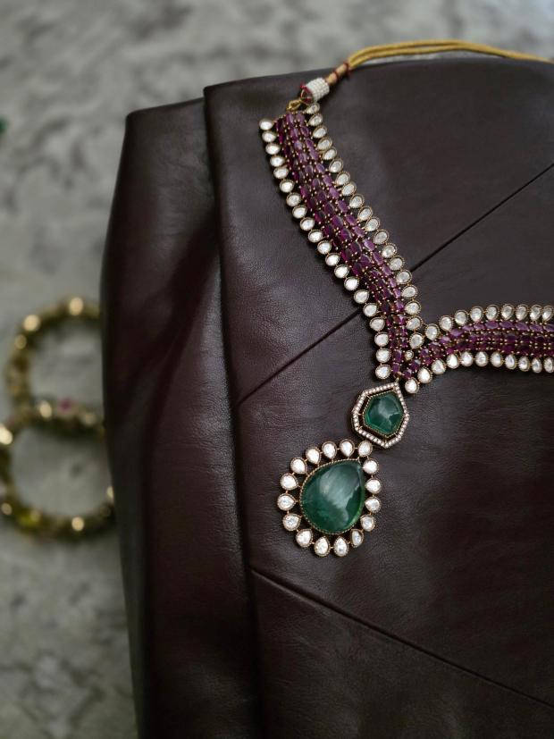 Manorama handcrafted necklace with earrings Thumbnail