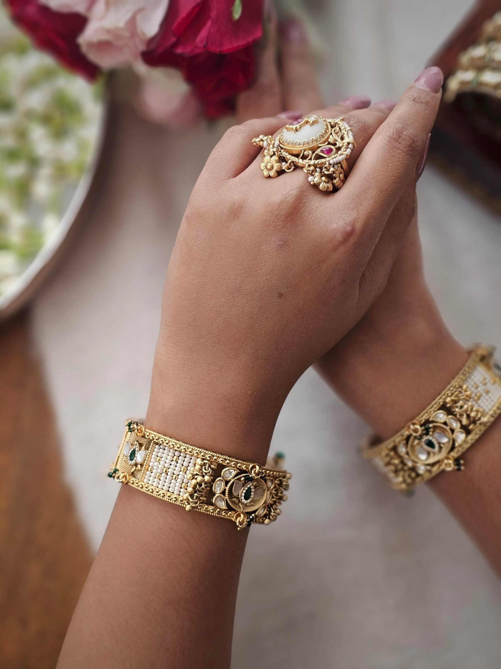 Harshlata pearl and polki bangle Thumbnail