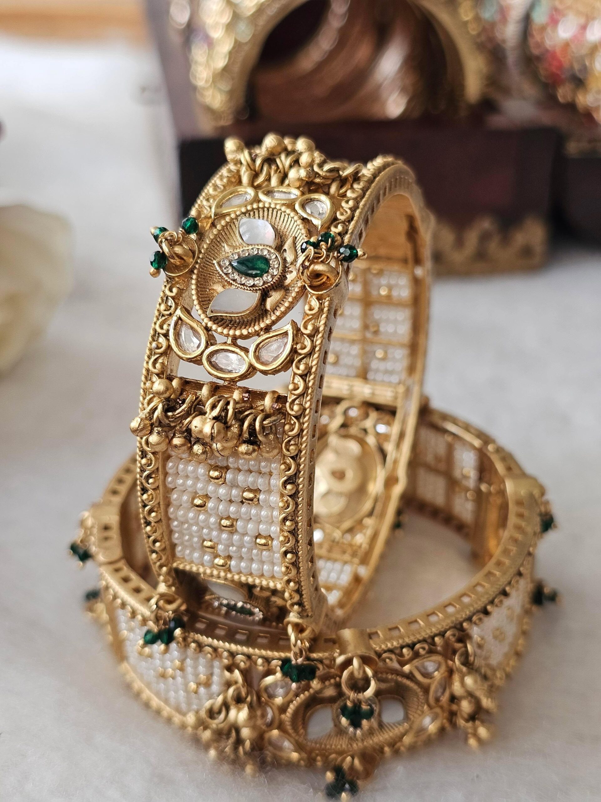 Harshlata pearl and polki bangle Thumbnail