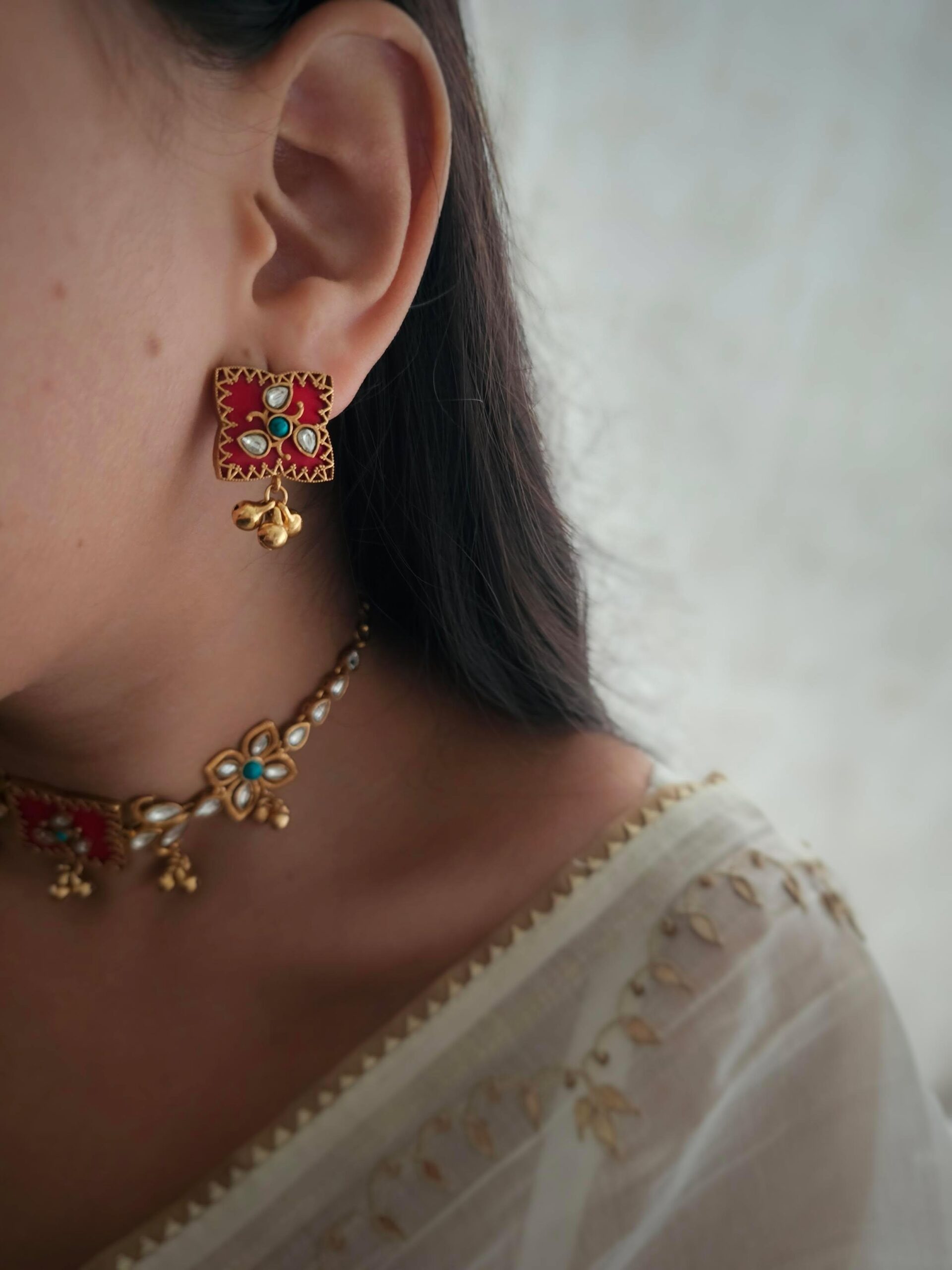 Aratrika handcrafted delicate choker Thumbnail