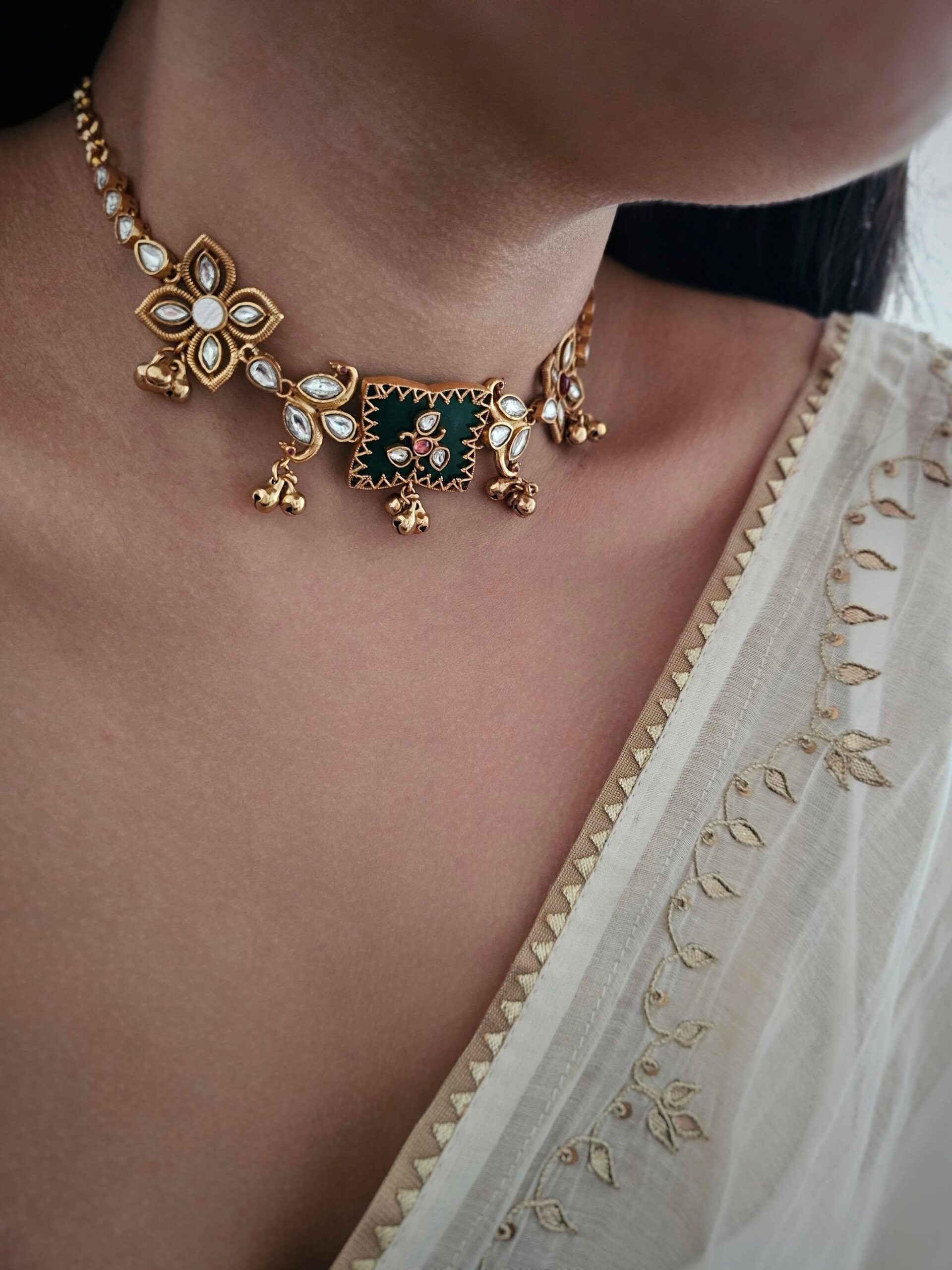 Aratrika handcrafted delicate choker Thumbnail