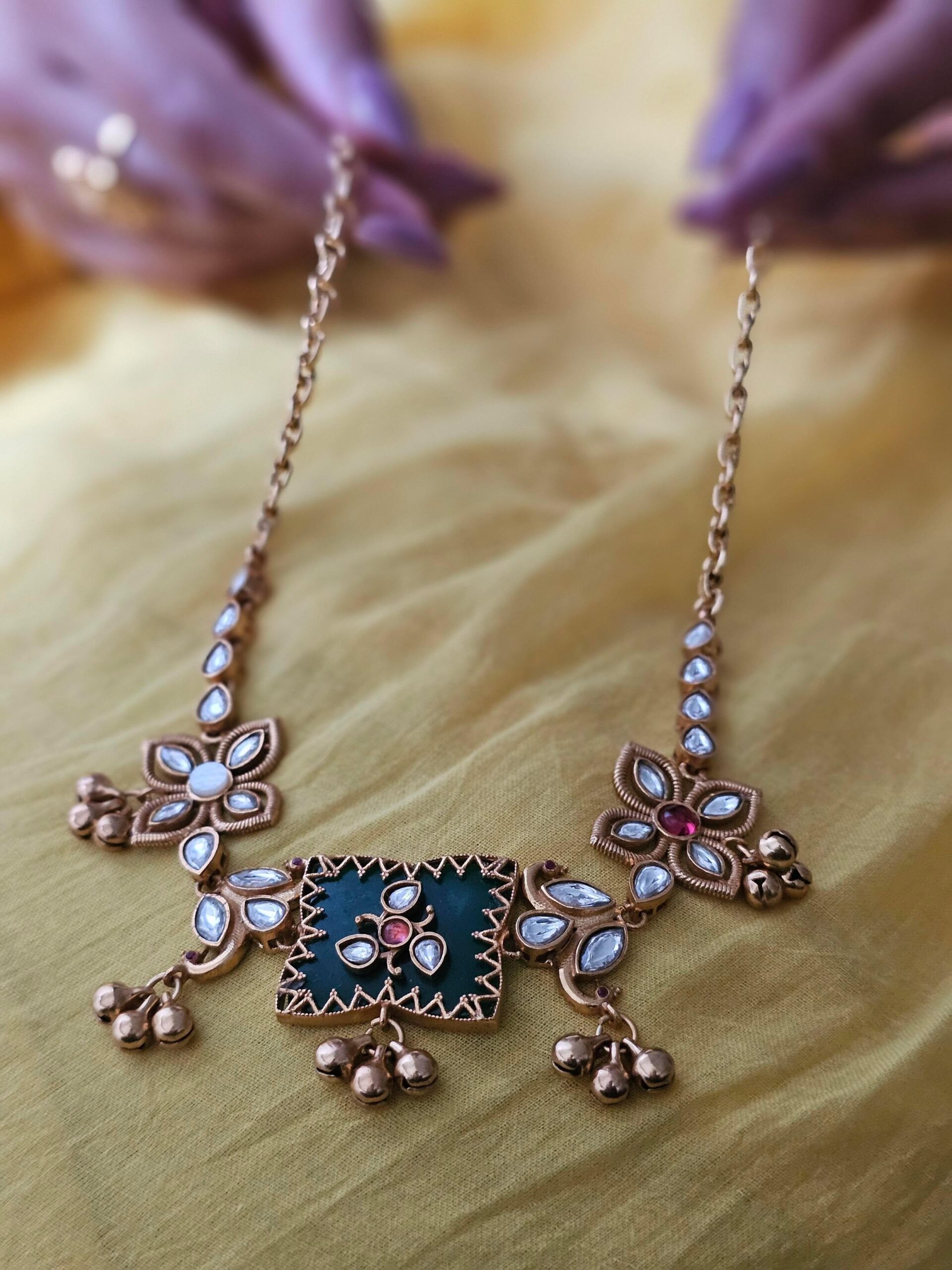 Aratrika handcrafted delicate choker Thumbnail