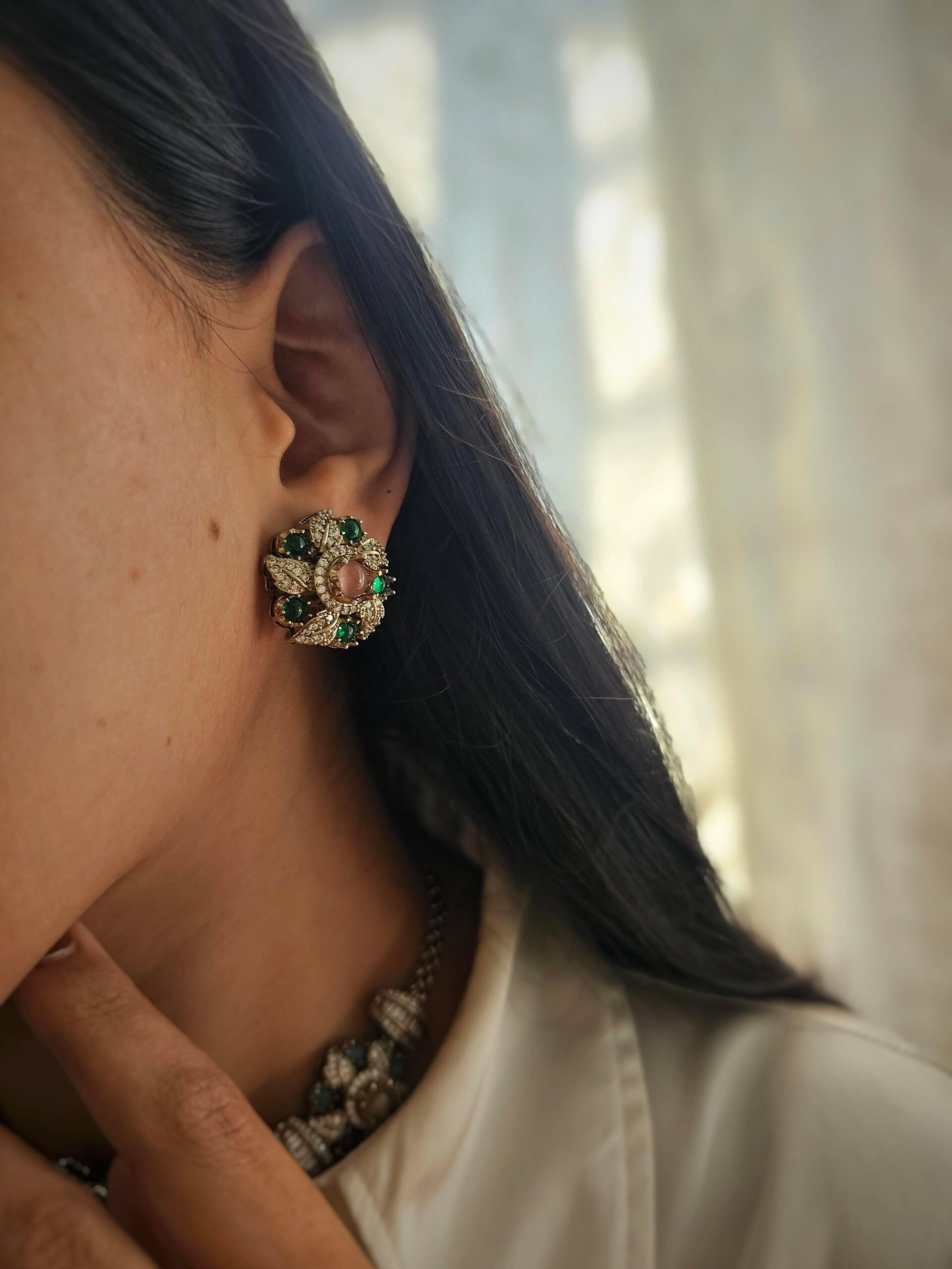 Eesha semi precious necklace Thumbnail