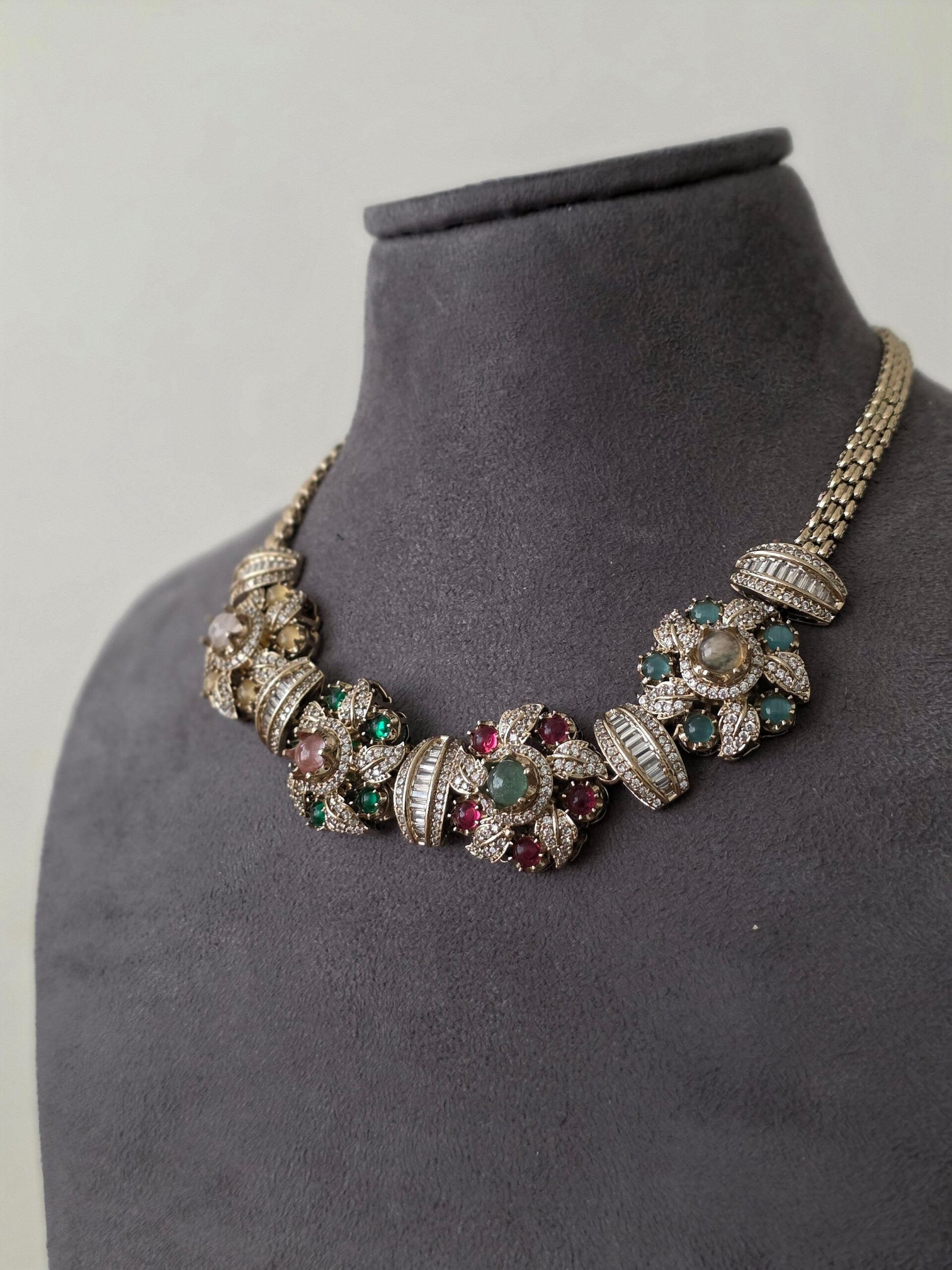 Eesha semi precious necklace Thumbnail