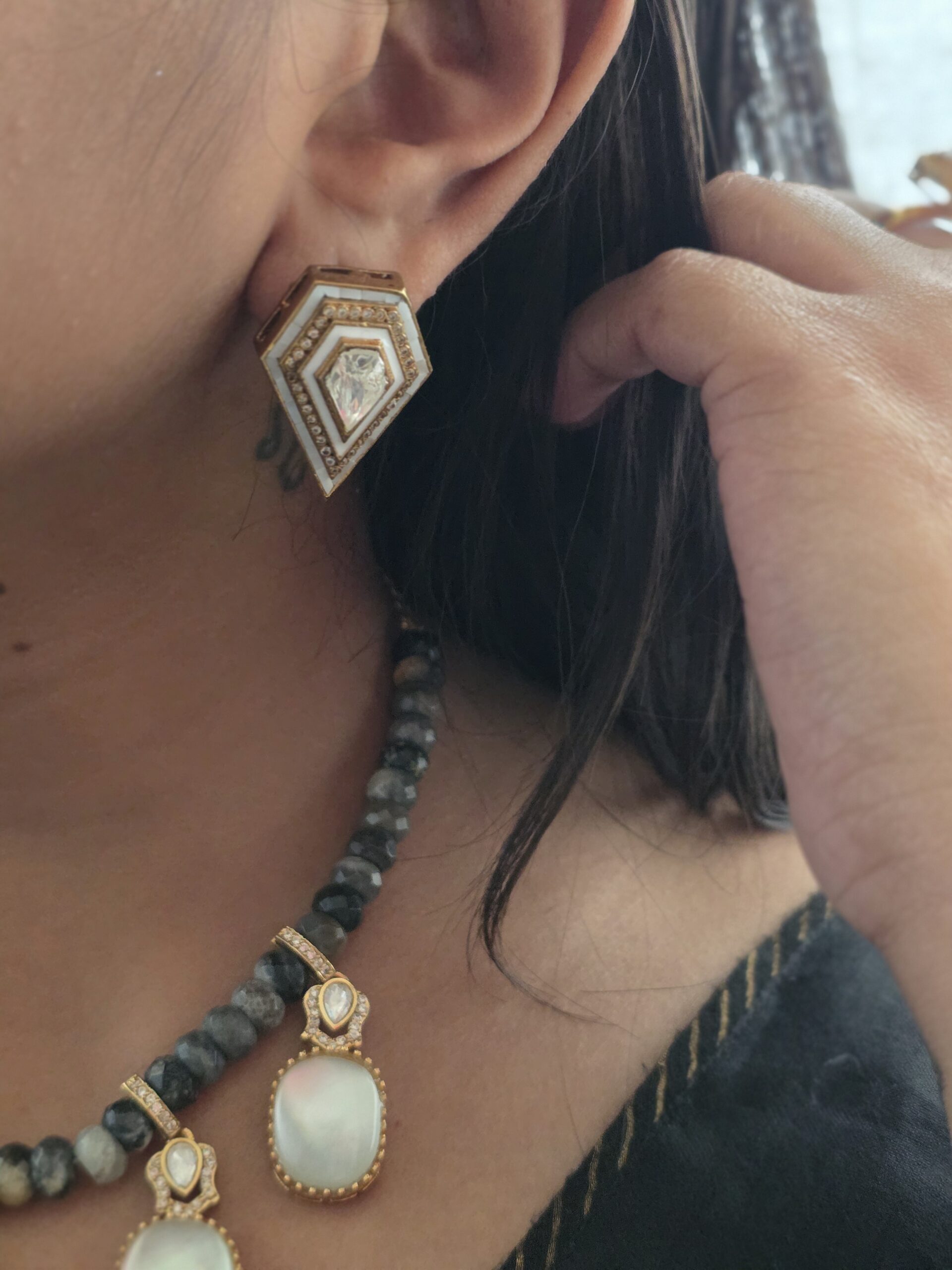 Barkha semi-precious stones necklace Thumbnail