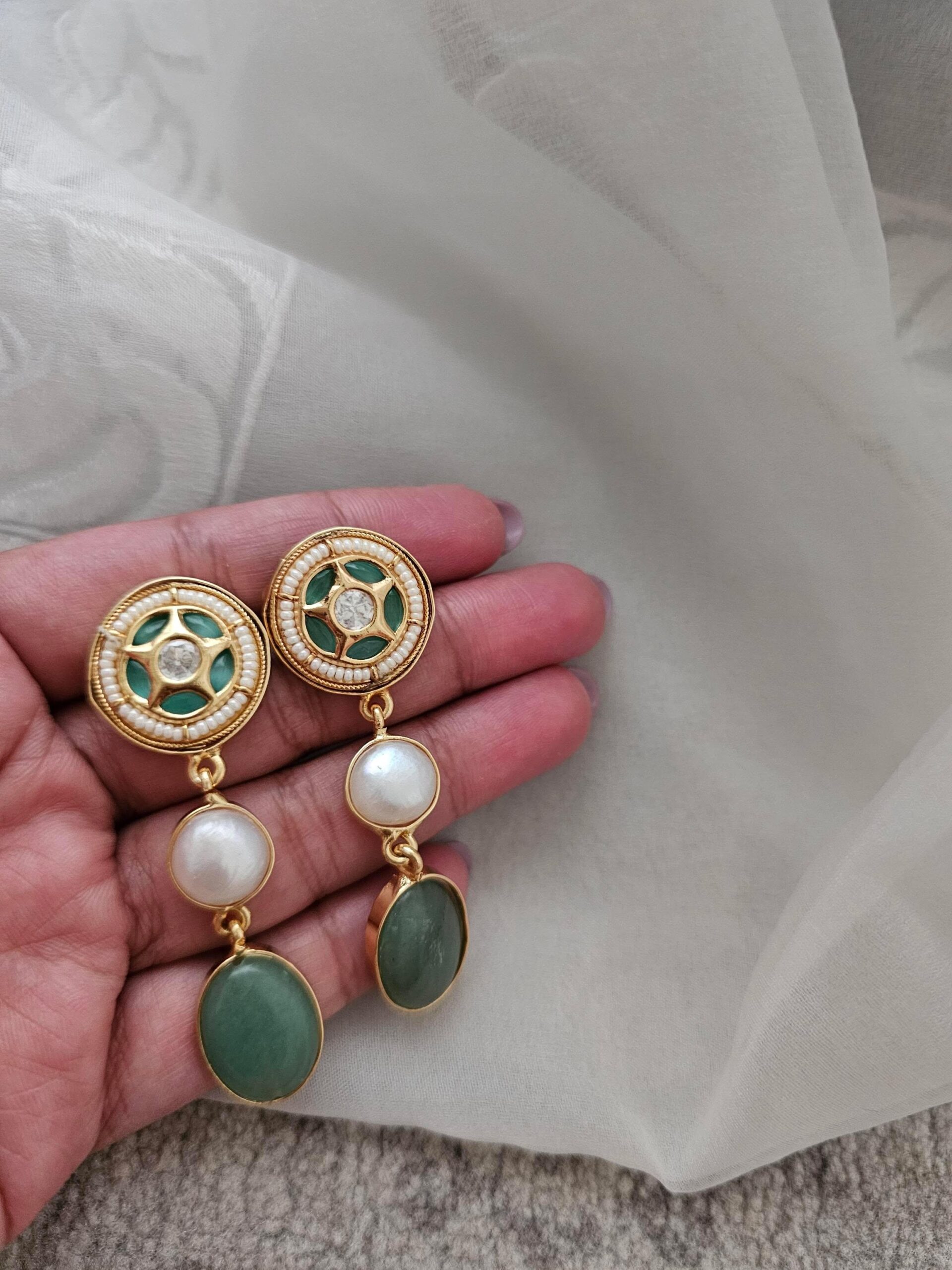 Nashra baroque necklace Thumbnail