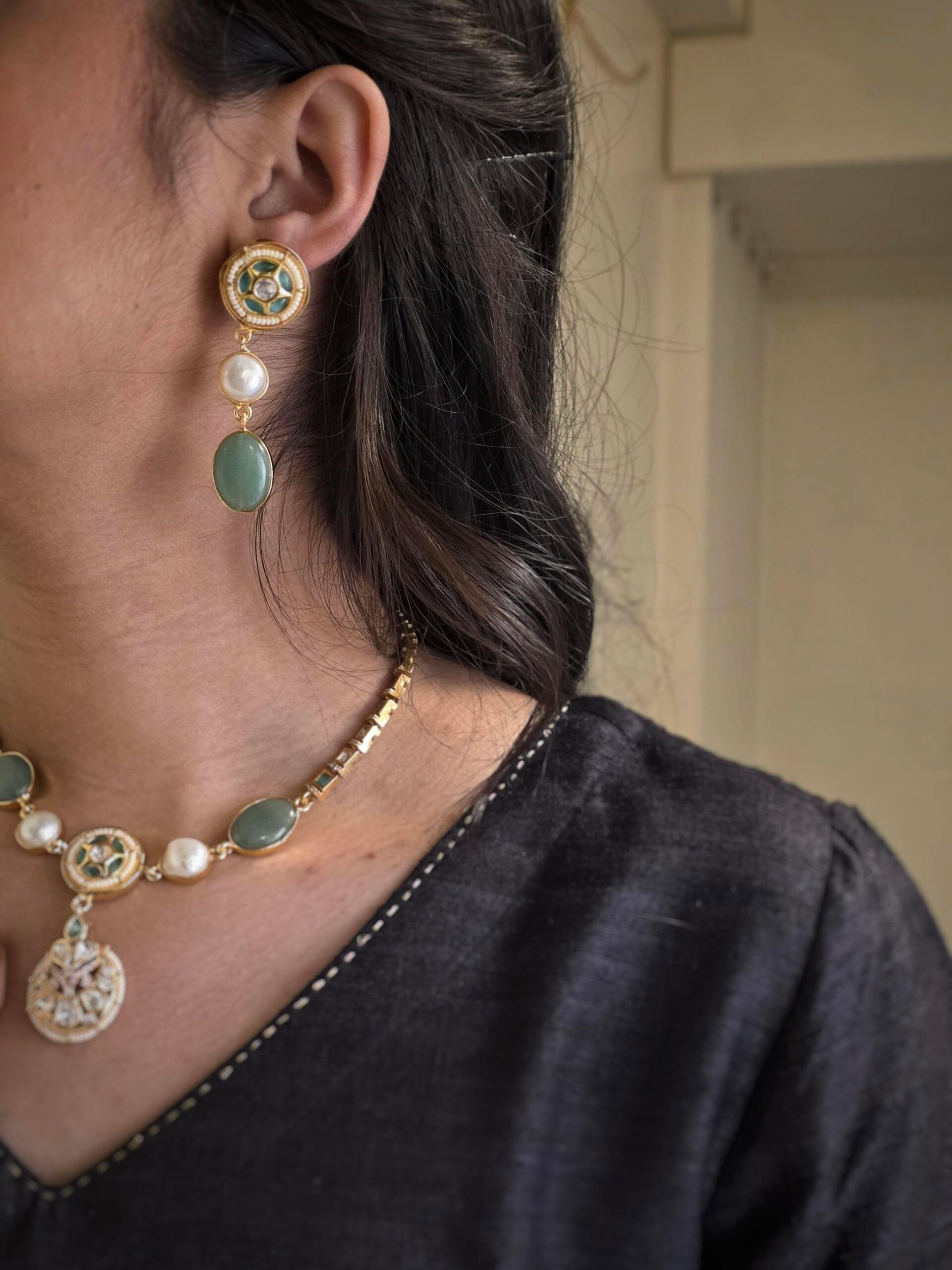 Nashra baroque necklace Thumbnail