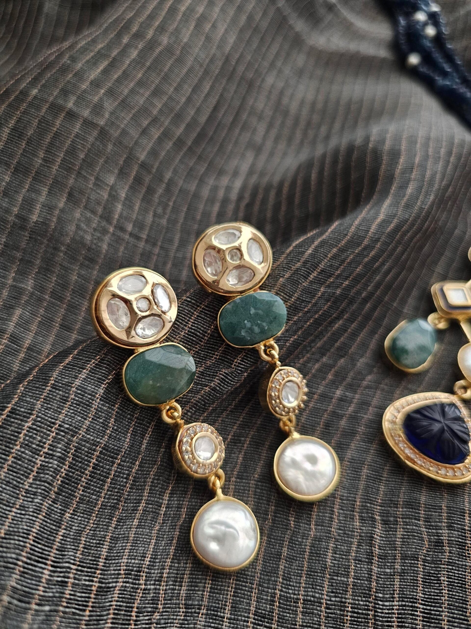 Veisha baroque and polki necklace Thumbnail