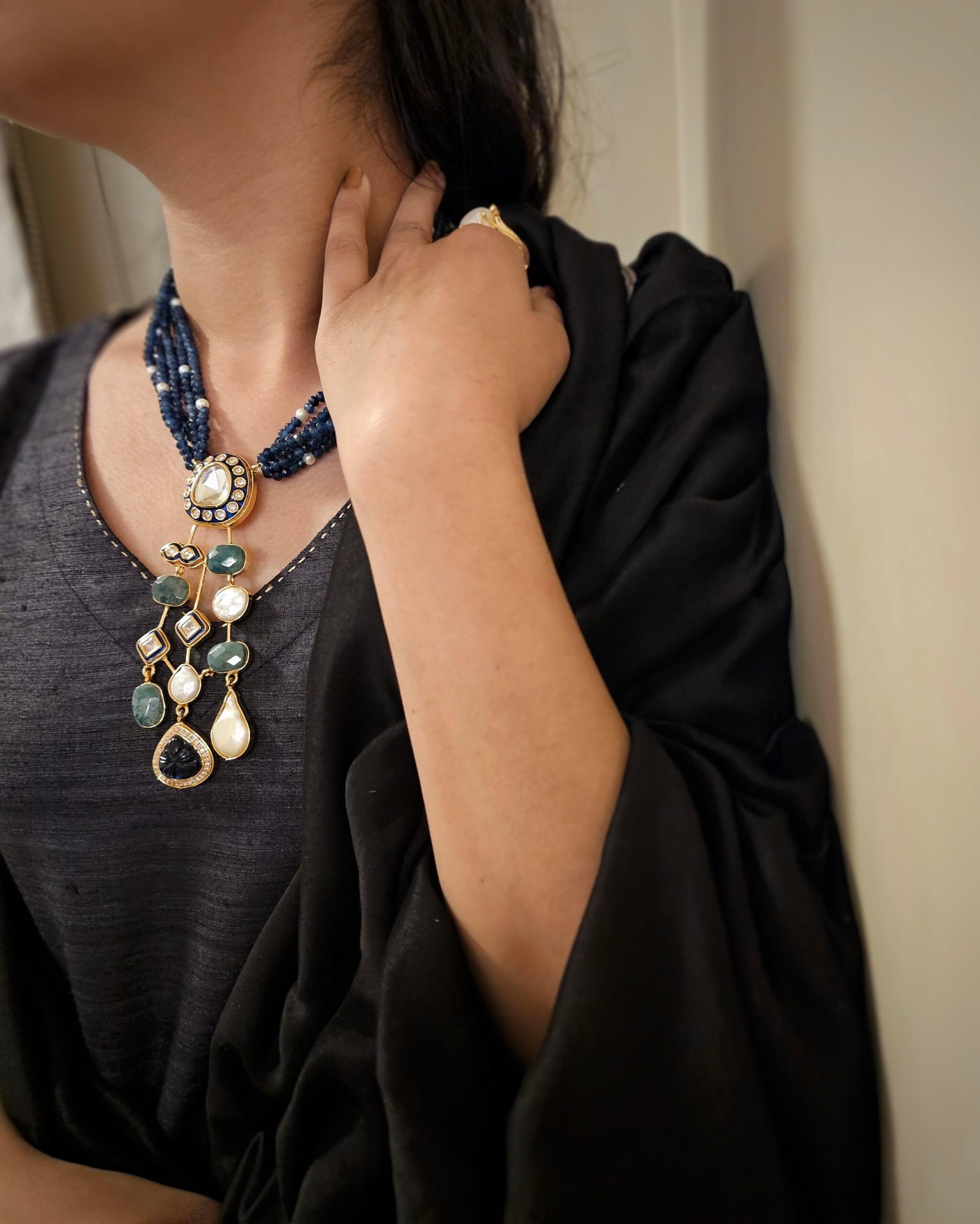 Veisha baroque and polki necklace Thumbnail