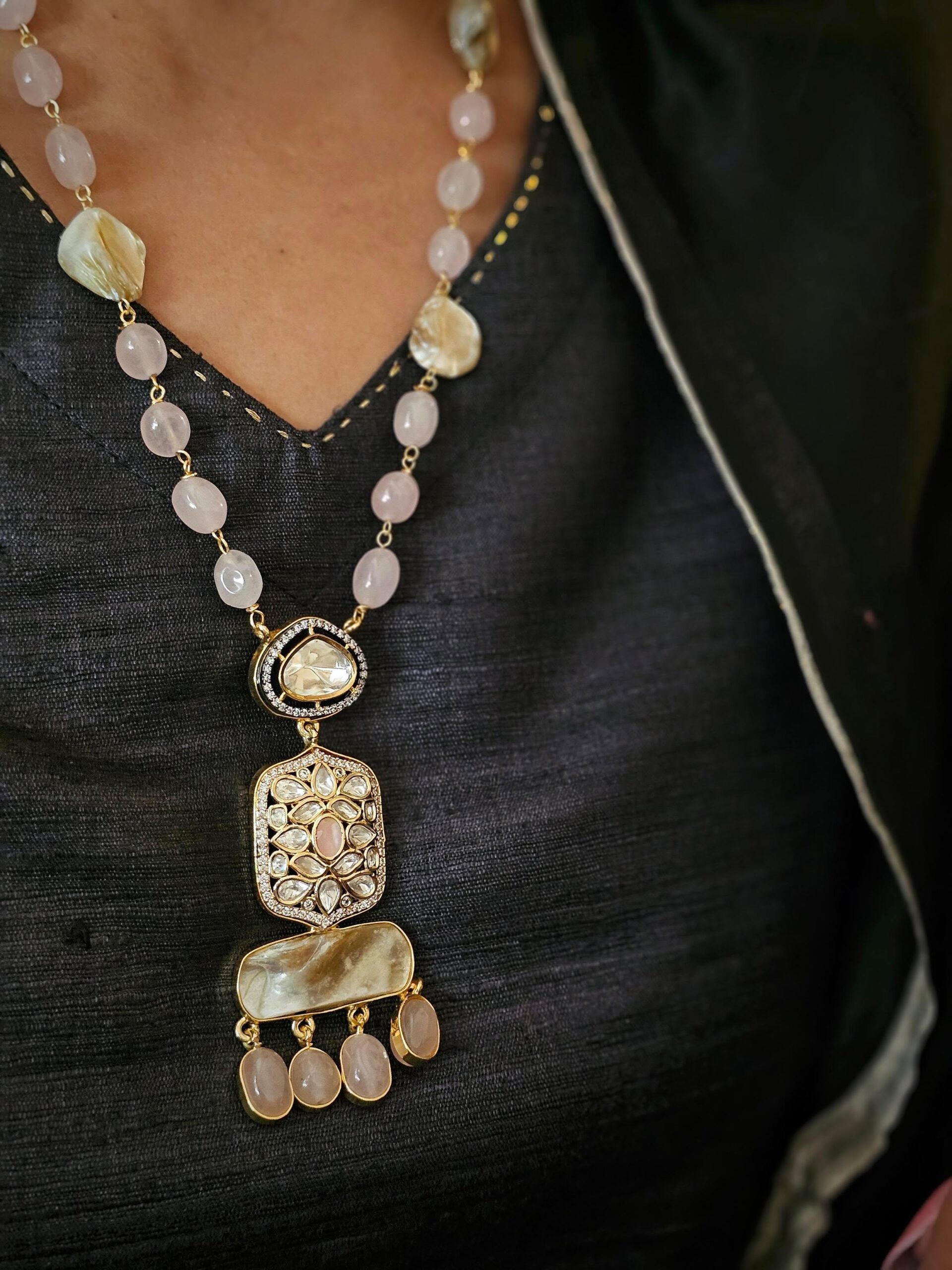 Nashra baroque necklace Thumbnail