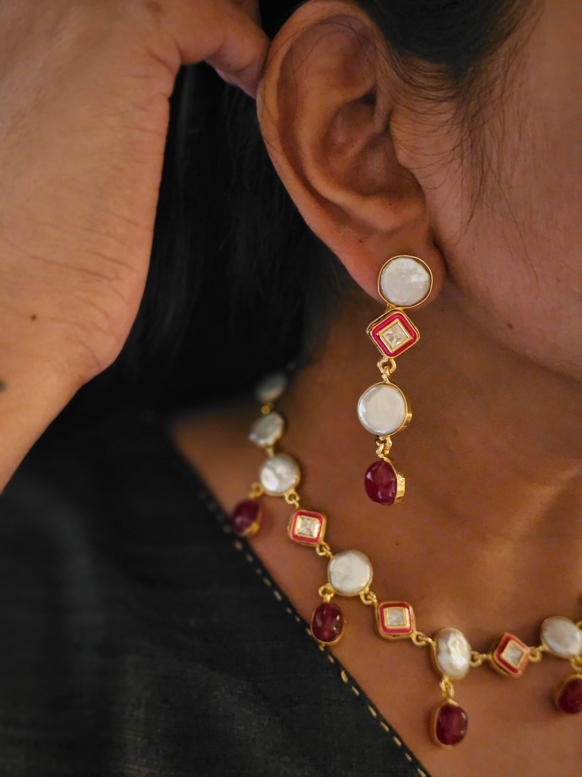 Shabana baroque necklace Thumbnail