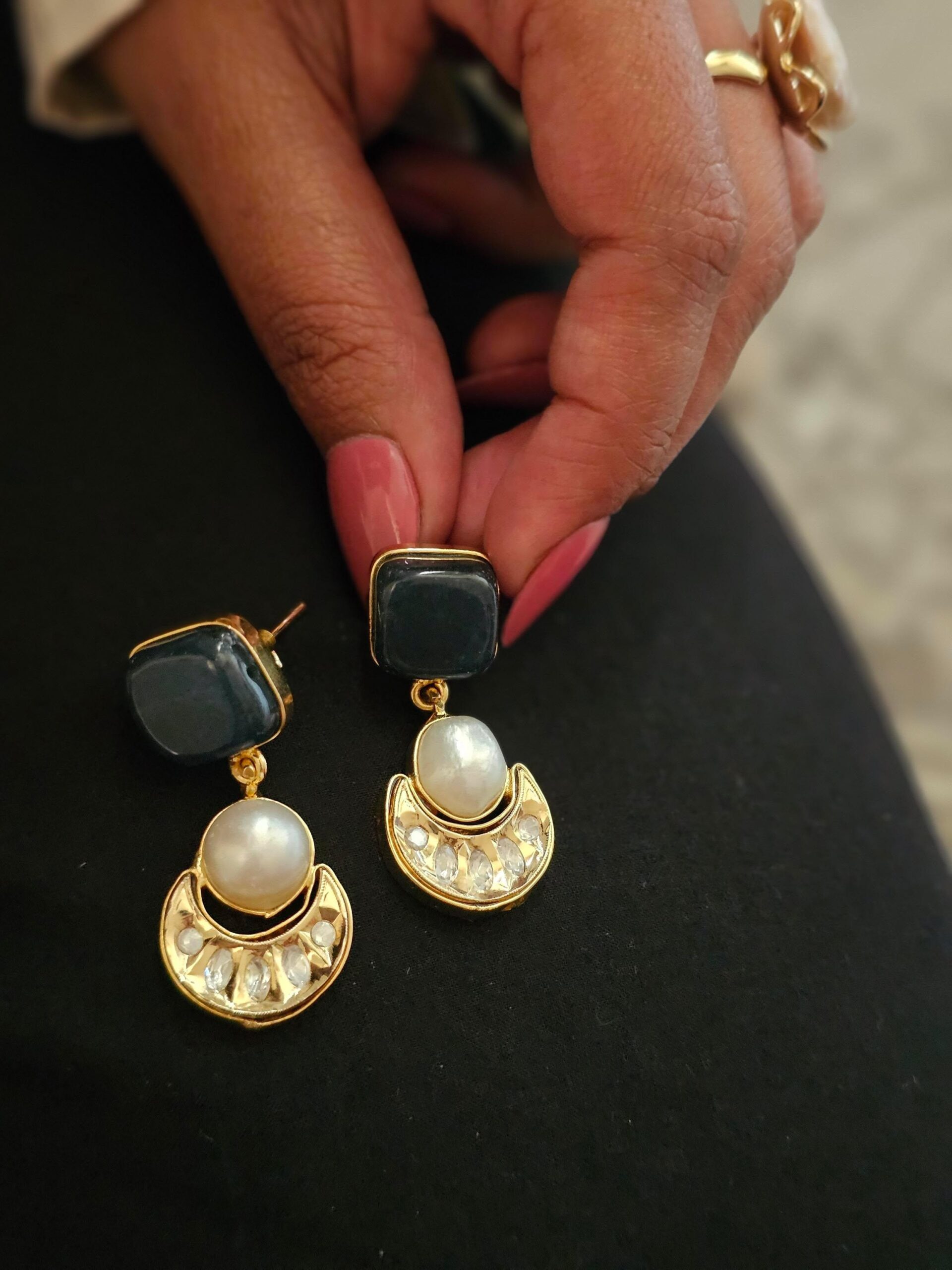 Harshlata baroque necklace Thumbnail