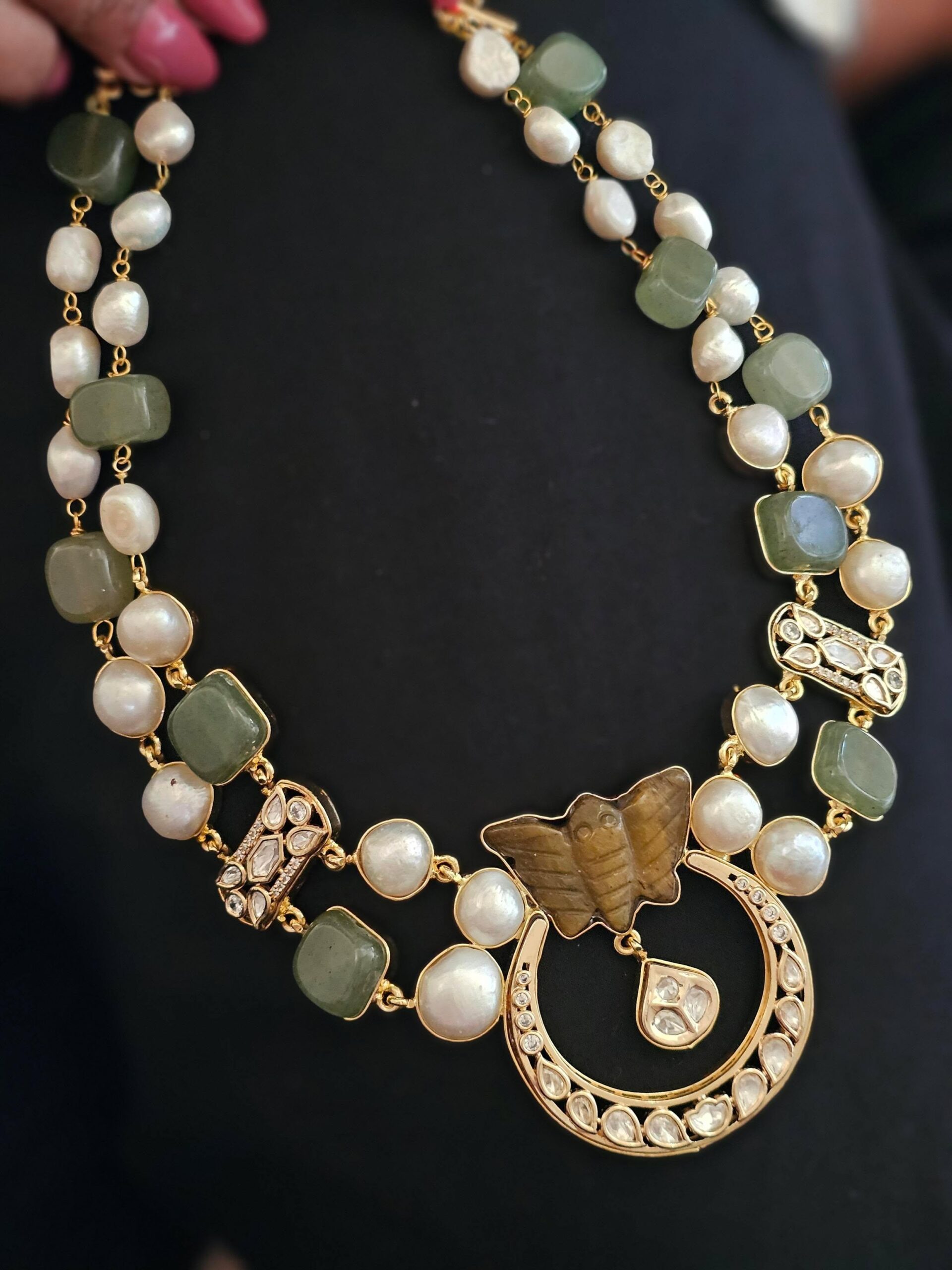 Harshlata baroque necklace Thumbnail