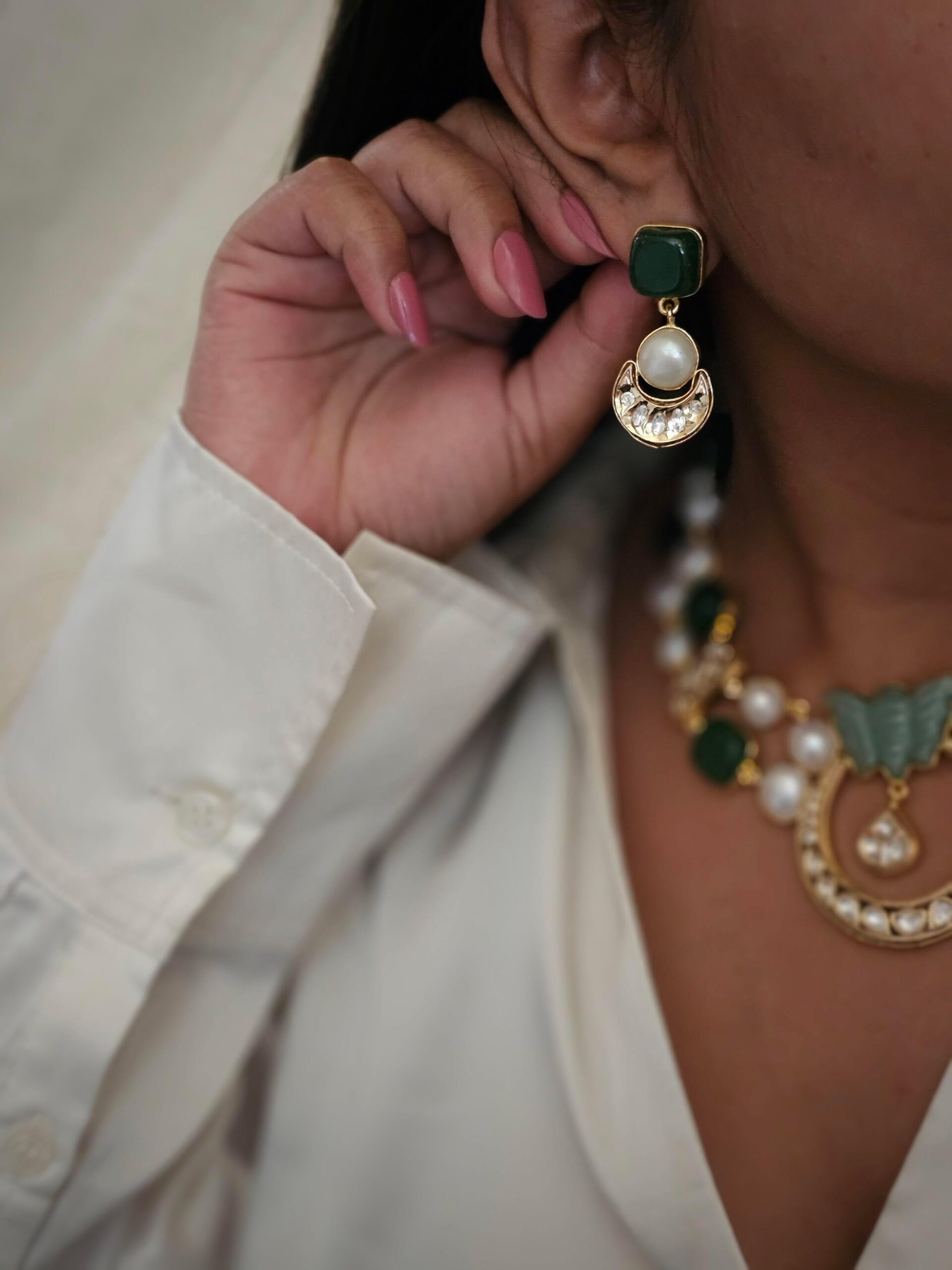 Harshlata baroque necklace Thumbnail