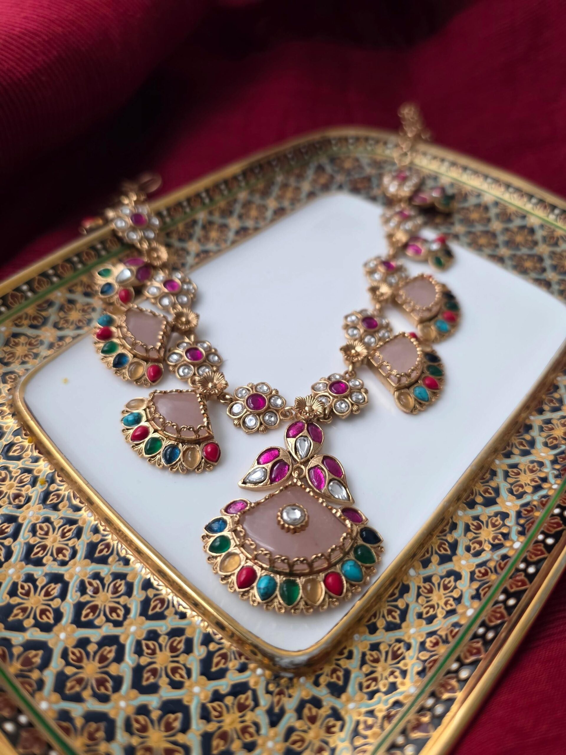 Surana handcrafted quartz necklace Thumbnail