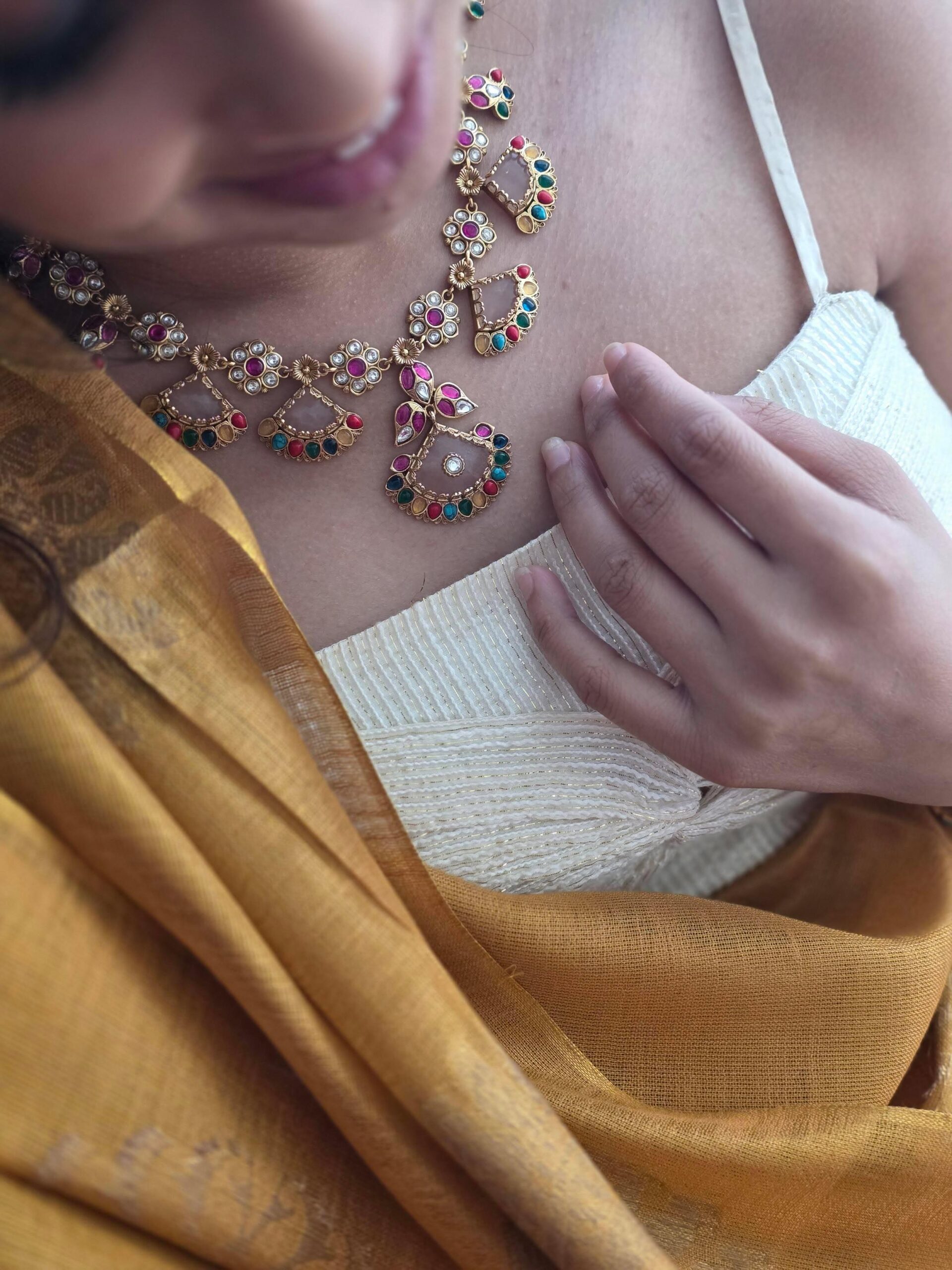 Surana handcrafted quartz necklace Thumbnail