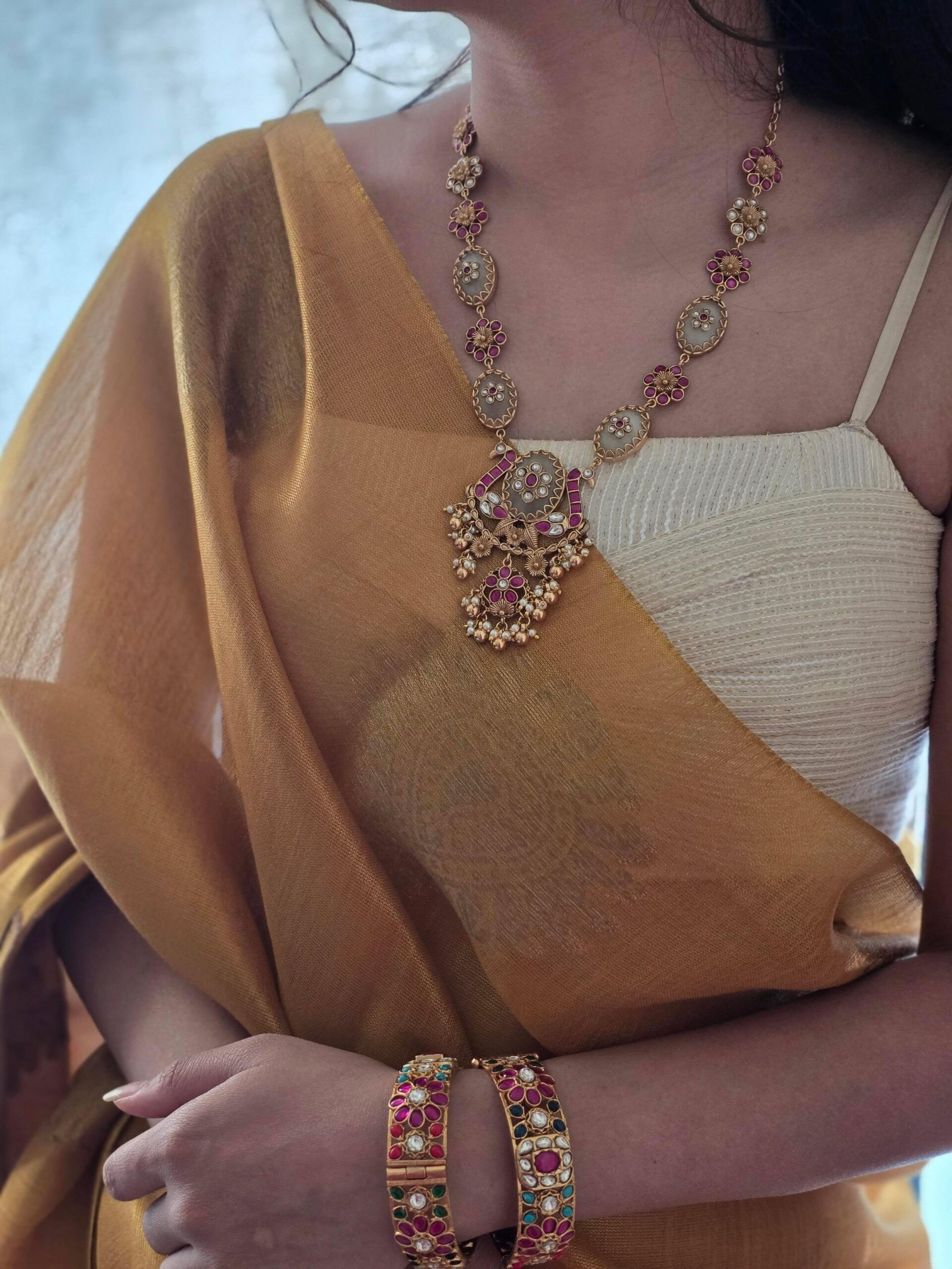 Surana handcrafted quartz long necklace Thumbnail