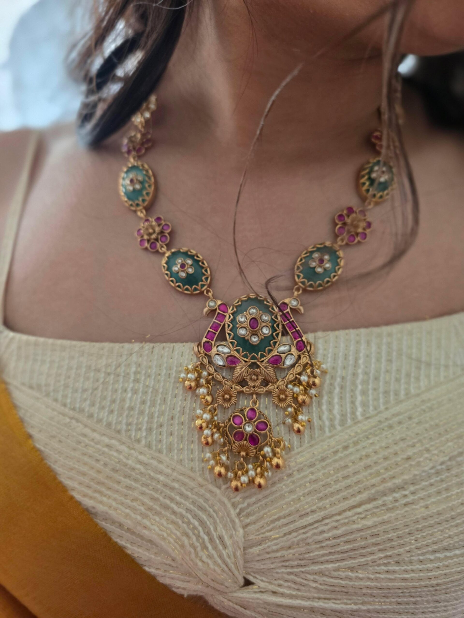 Surana handcrafted quartz long necklace Thumbnail