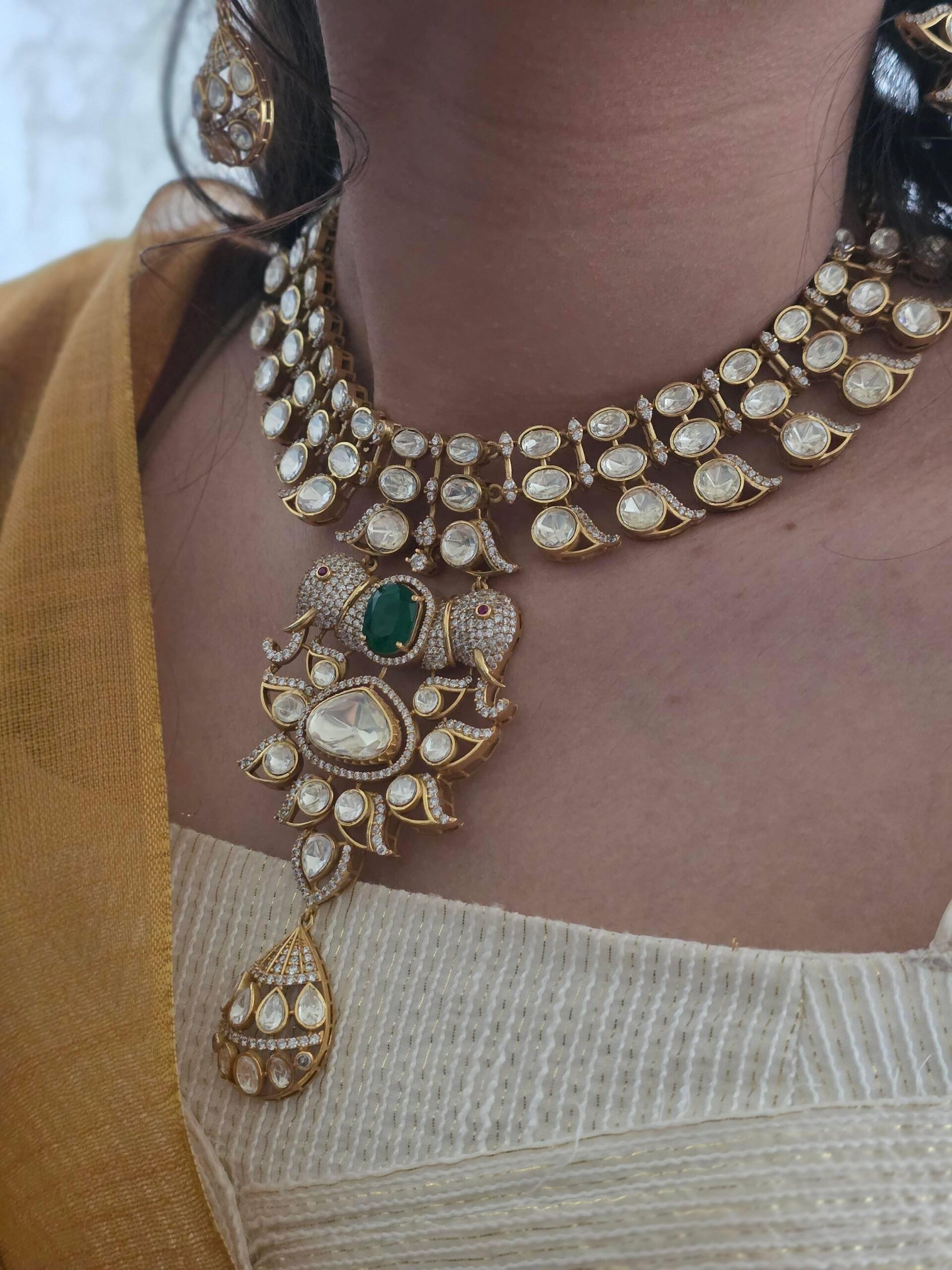 Aratrika polki necklace Thumbnail