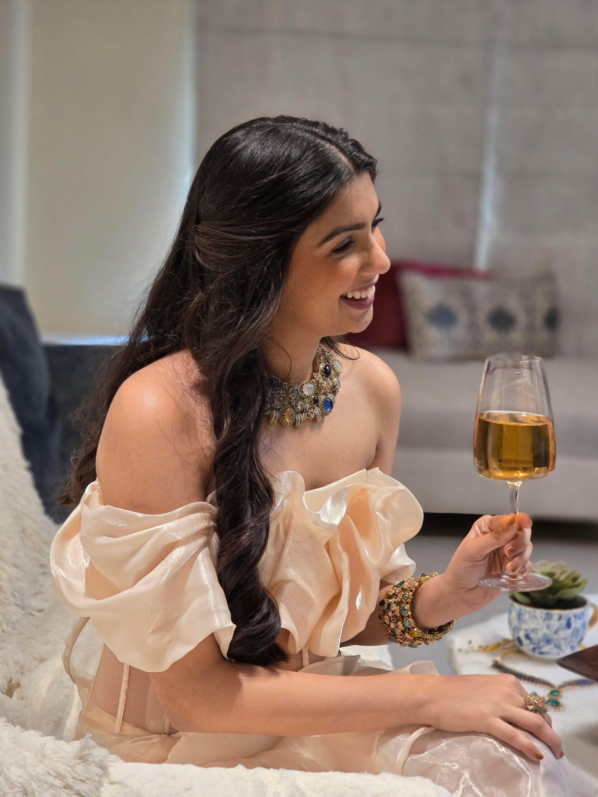 Nivedita quartz necklace Thumbnail