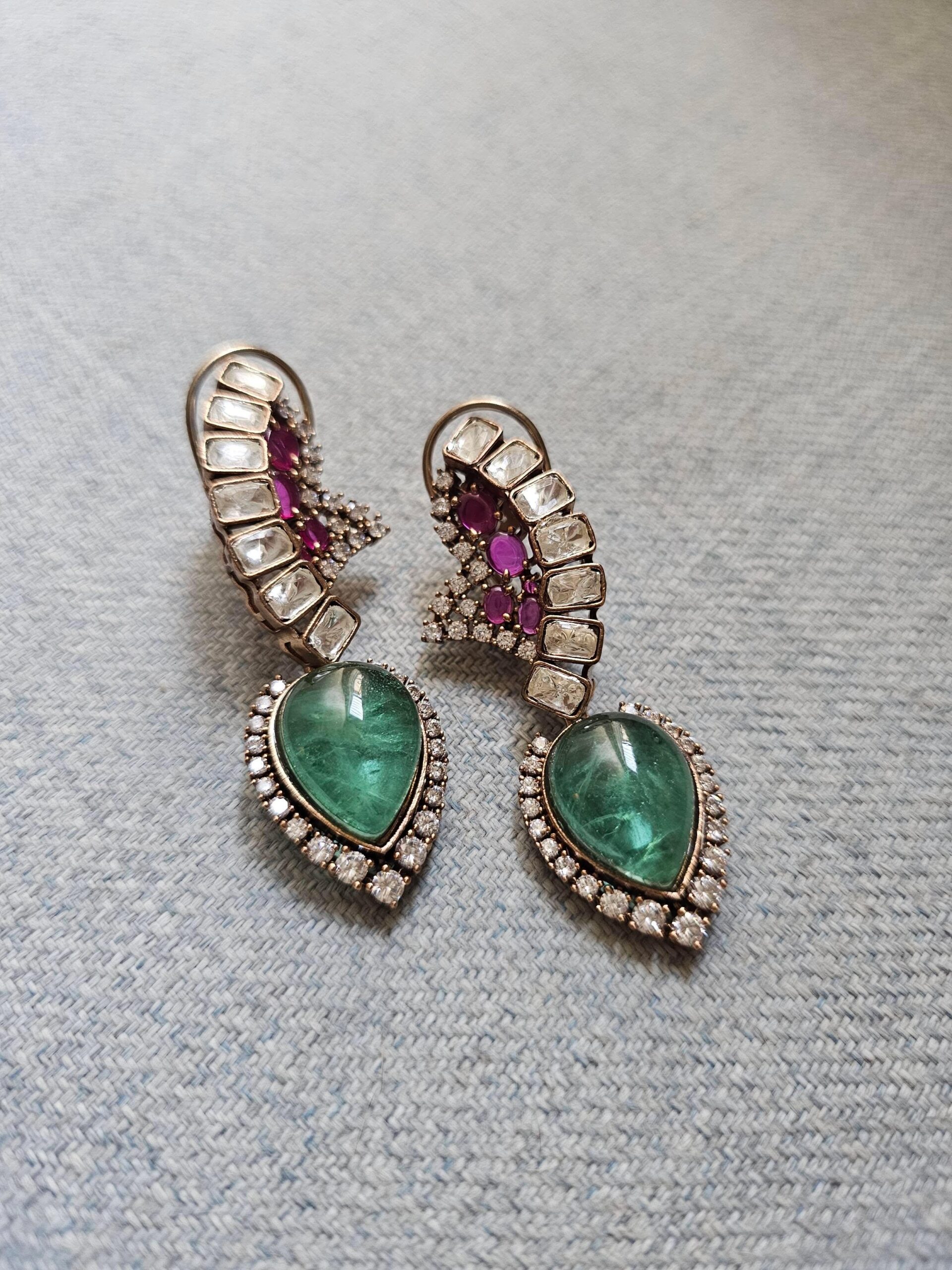 Marama handcrafted quartz necklace Thumbnail