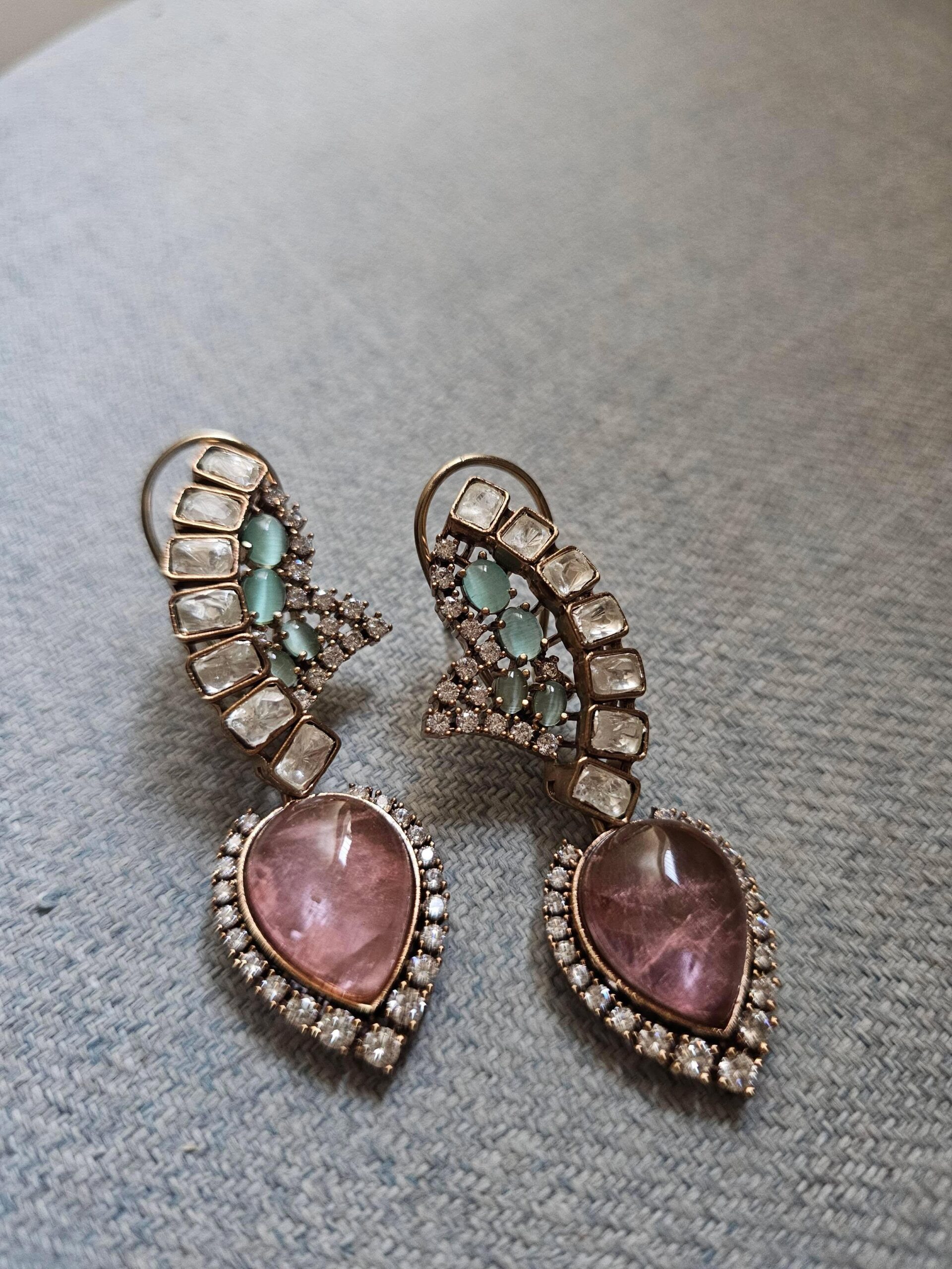 Marama handcrafted quartz necklace Thumbnail