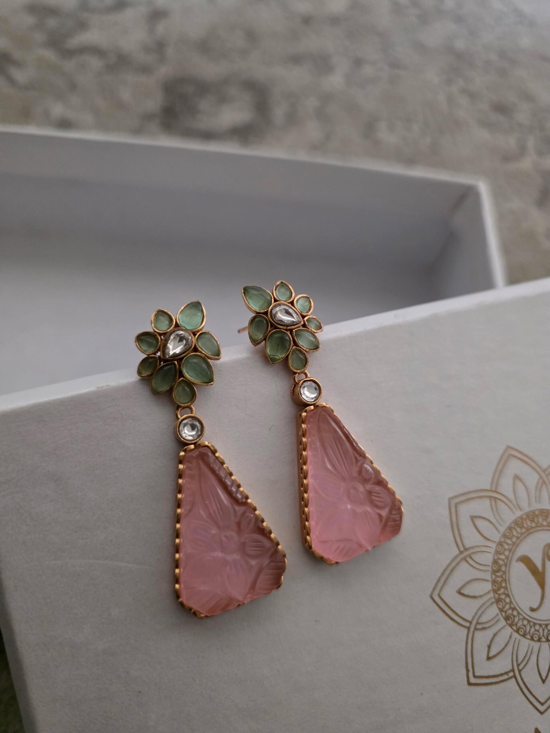 Zareen quartz earrings Thumbnail