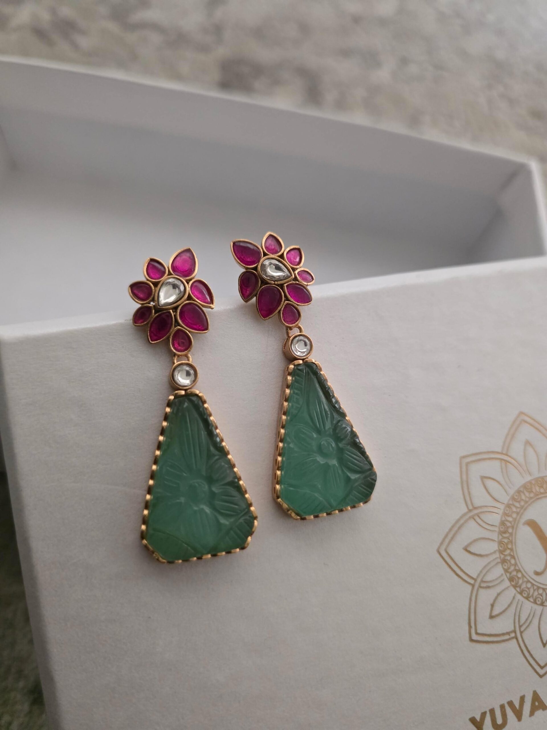 Zareen quartz earrings Thumbnail