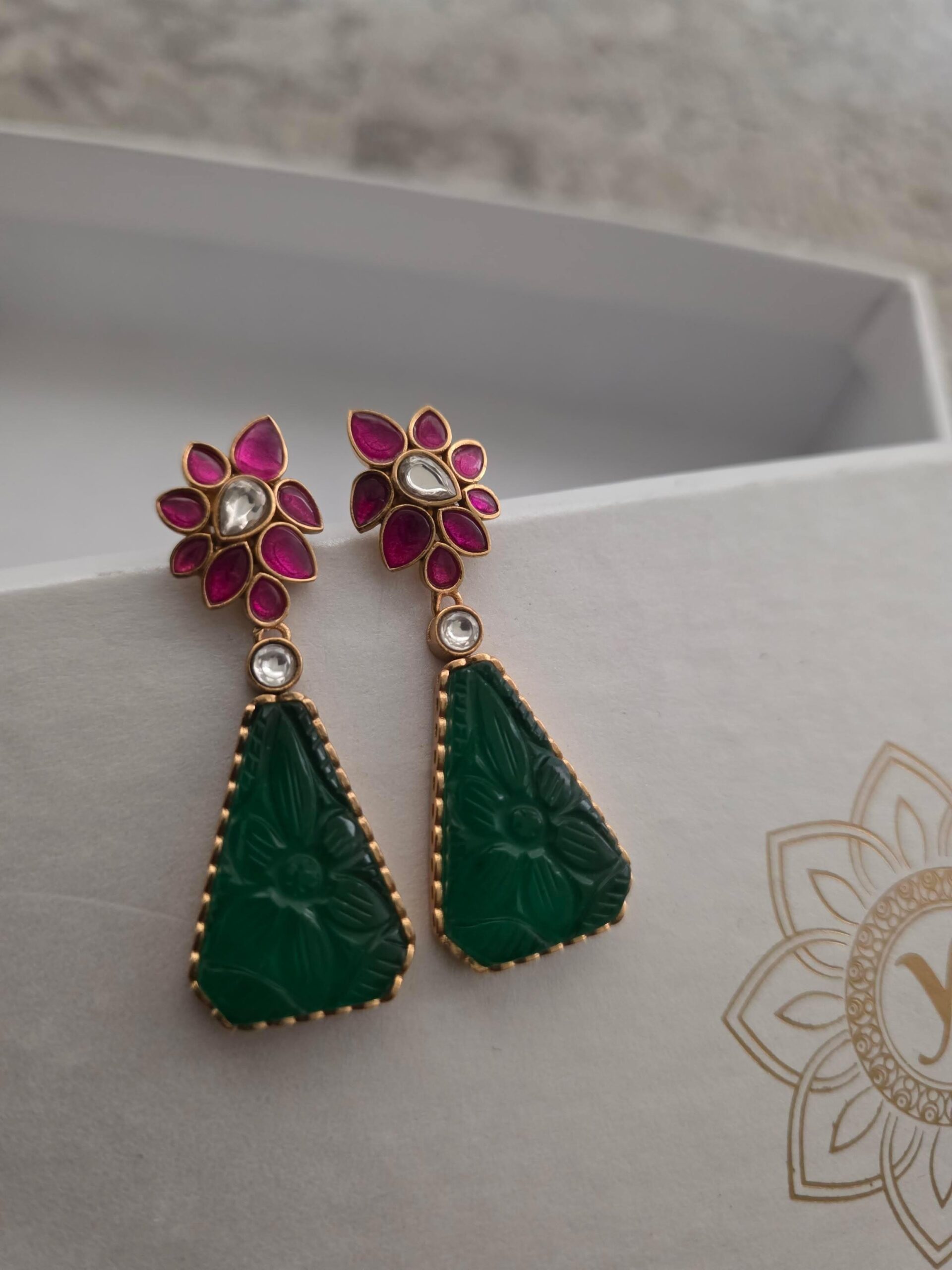 Zareen quartz earrings Thumbnail