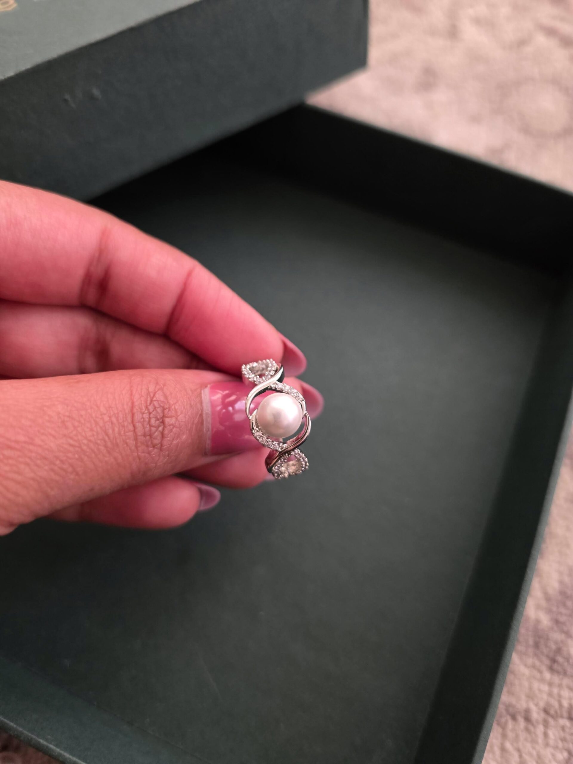 Pashmina delicate pearl necklace Thumbnail