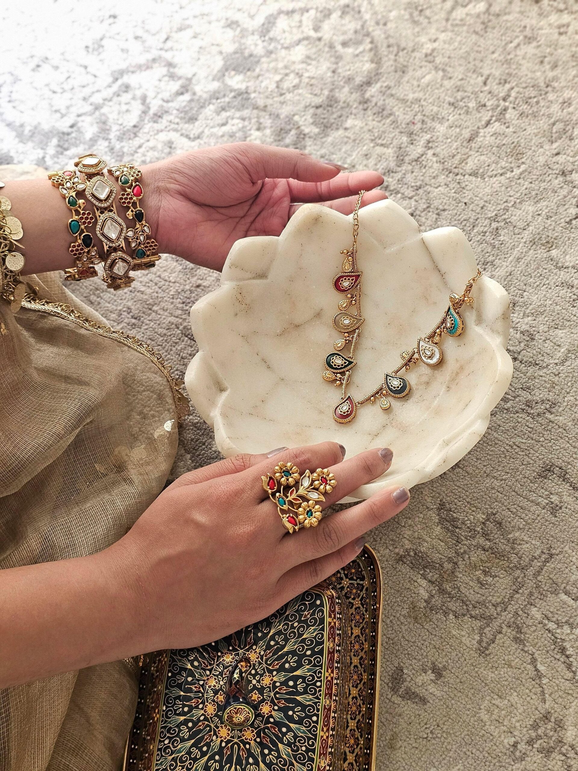 Ira handcrafted ring Thumbnail