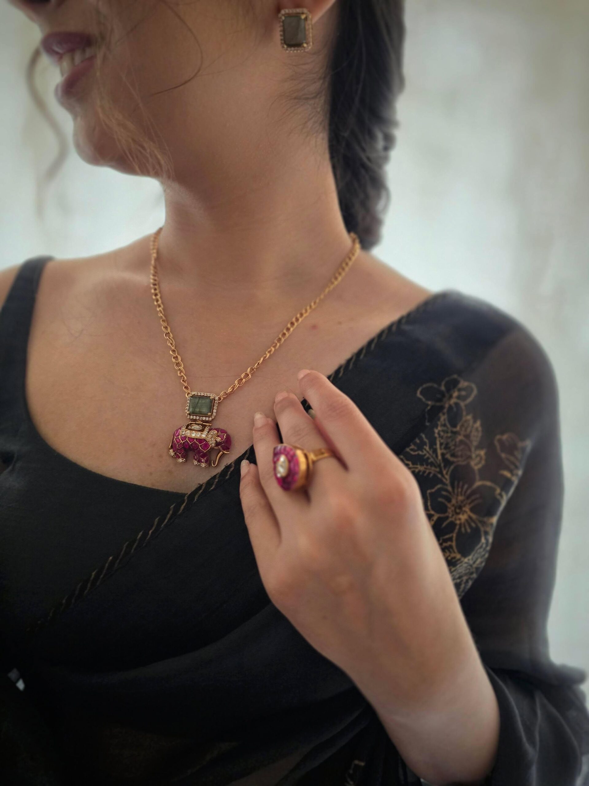 Haathi delicate necklace Thumbnail