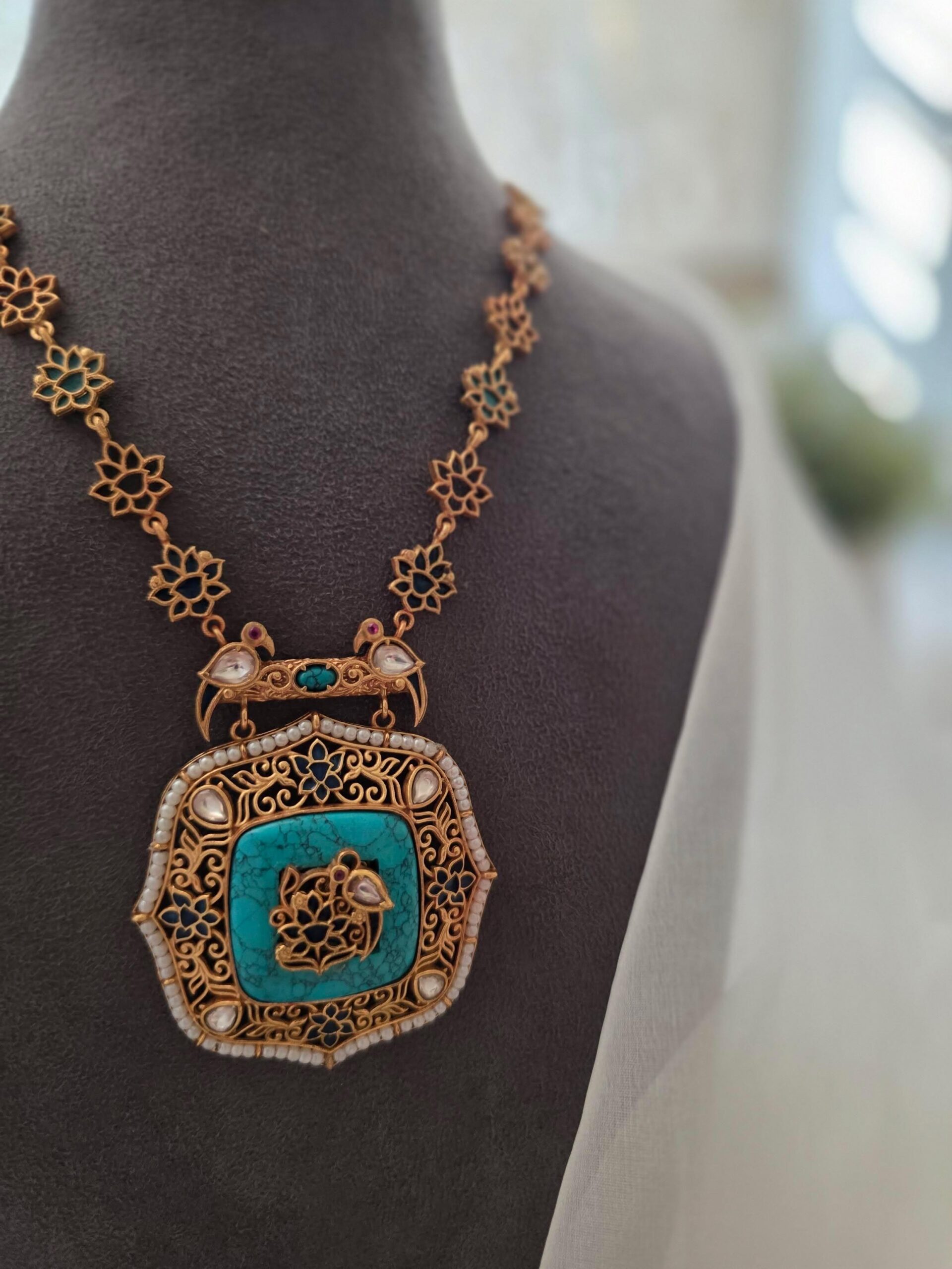 Saira handcrafted long necklace Thumbnail