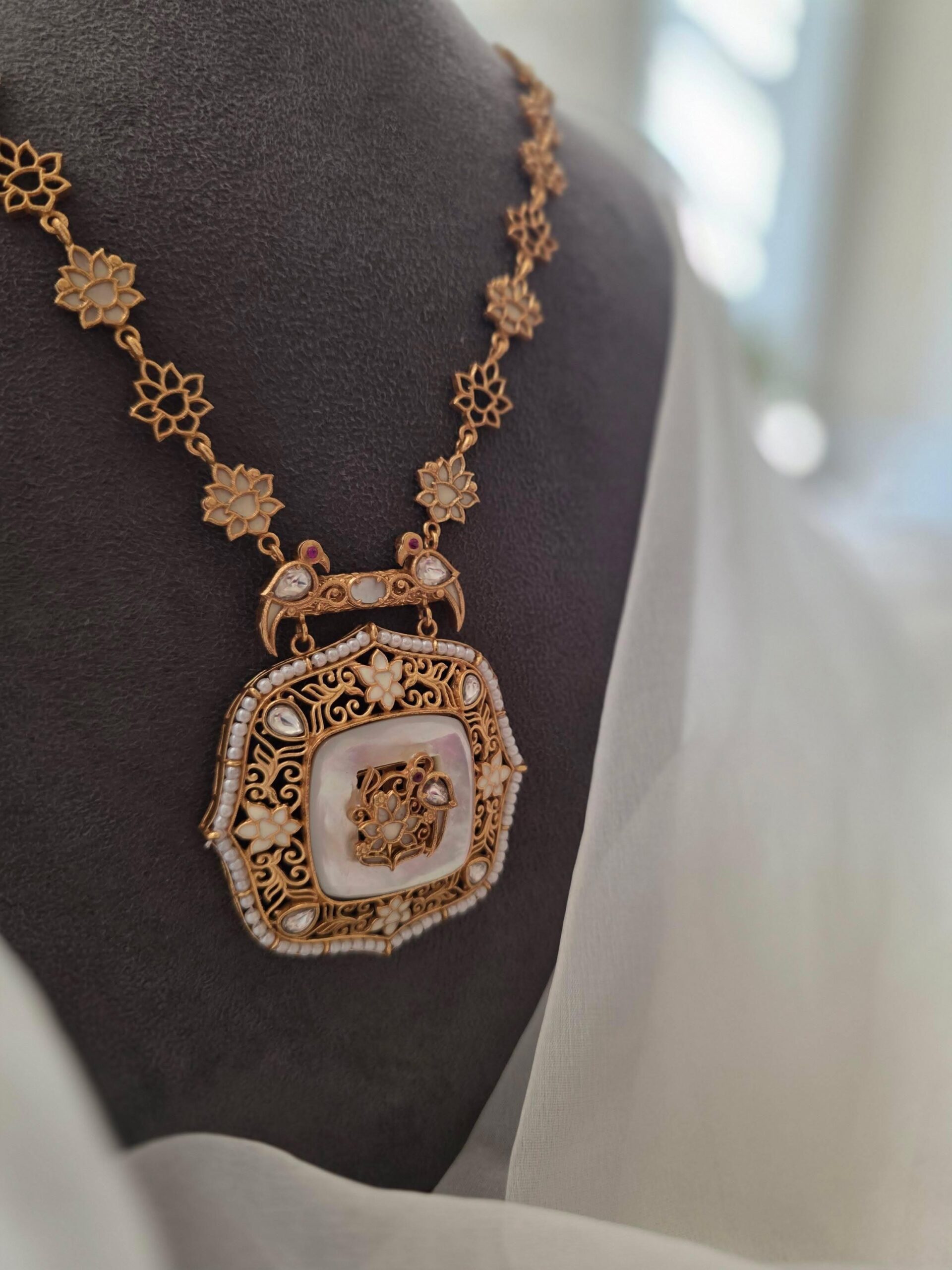 Saira handcrafted long necklace Thumbnail