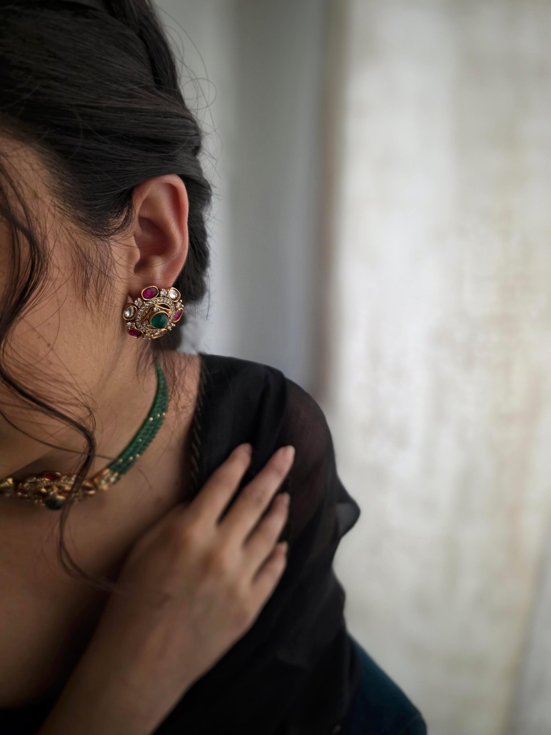 Raia pearl and polki choker Thumbnail