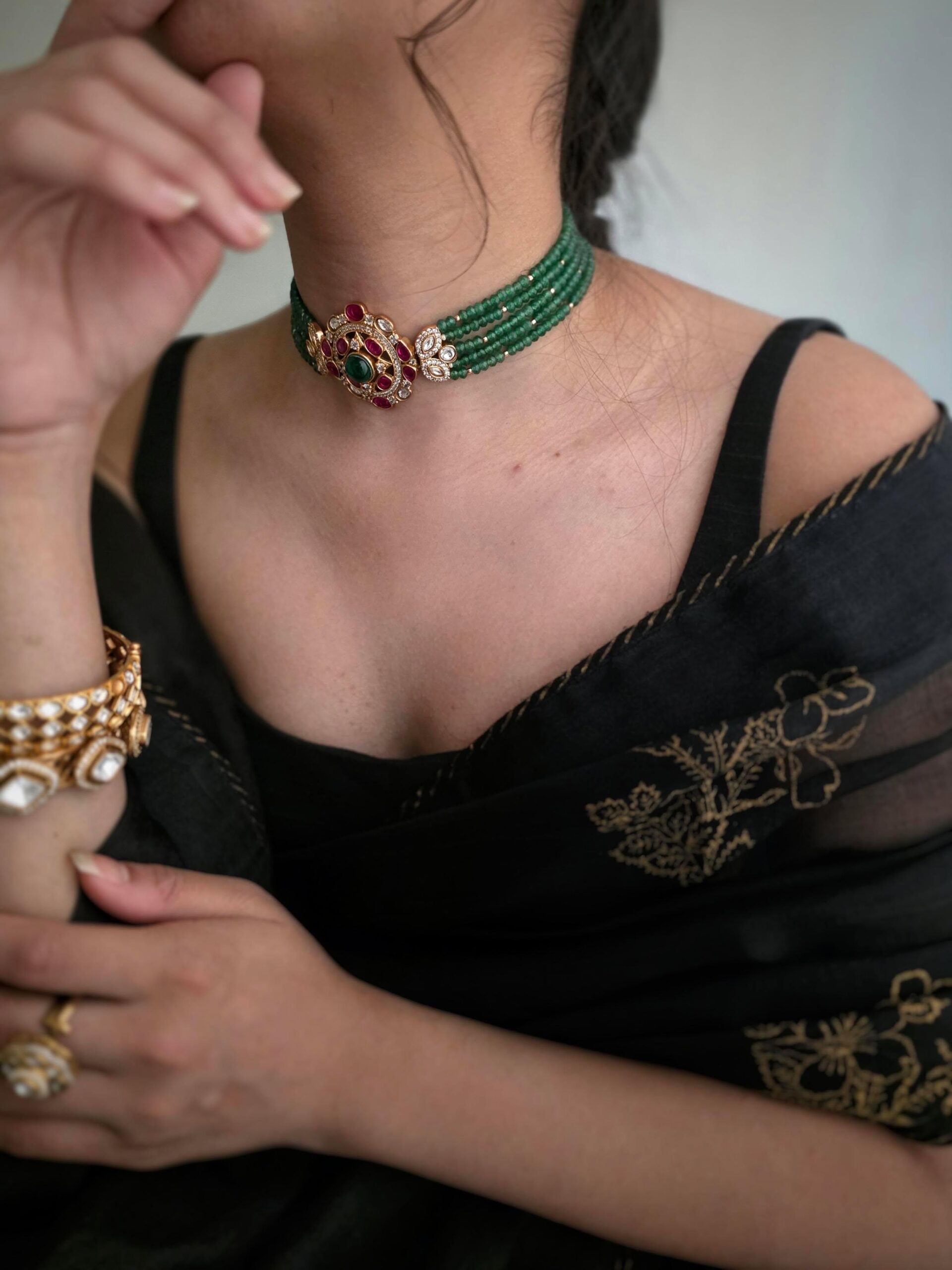 Raia pearl and polki choker Thumbnail