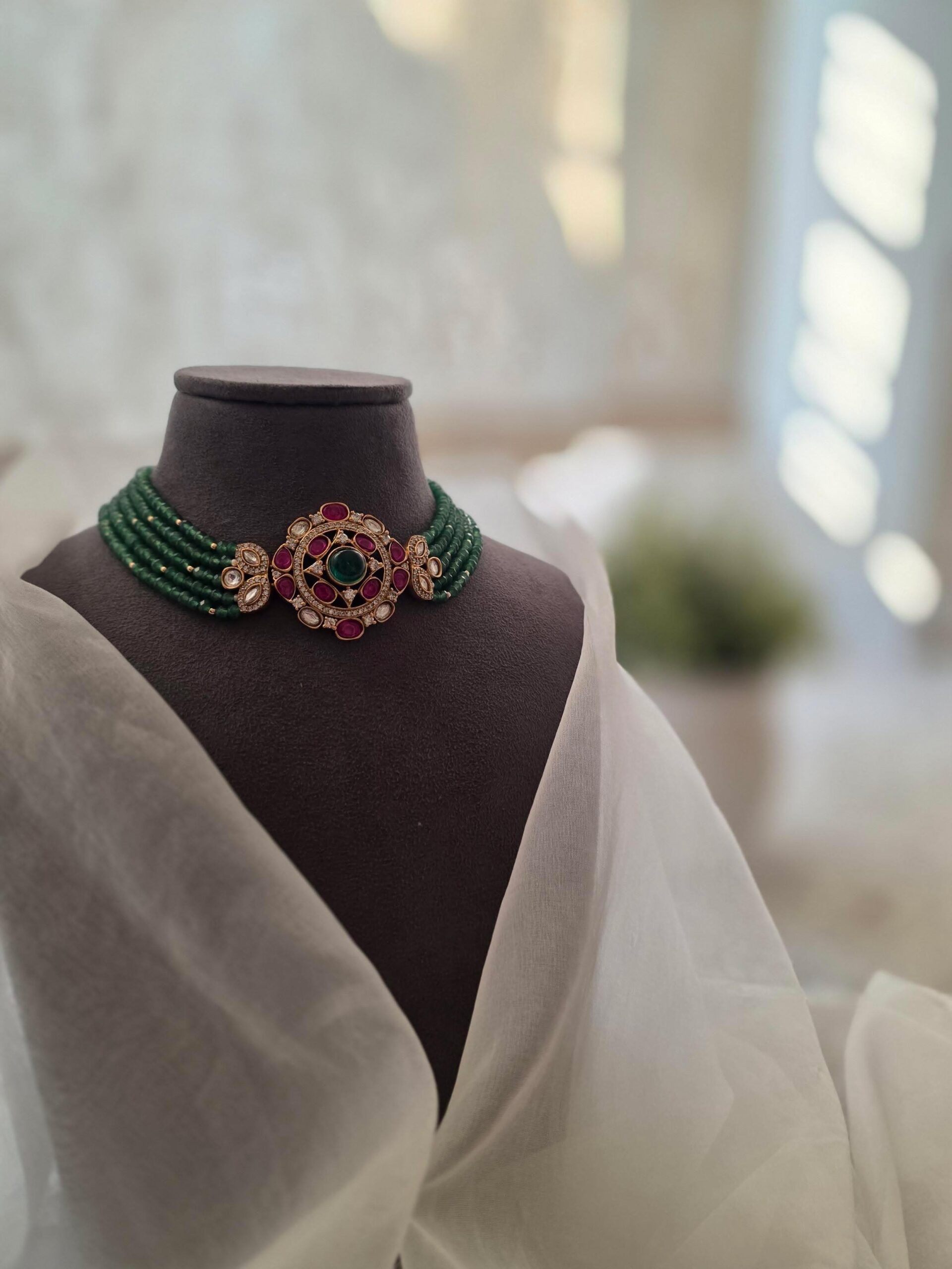 Raia pearl and polki choker Thumbnail