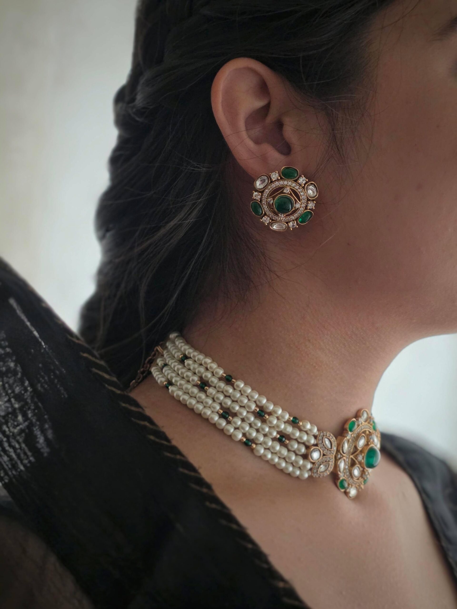 Raia pearl and polki choker Thumbnail