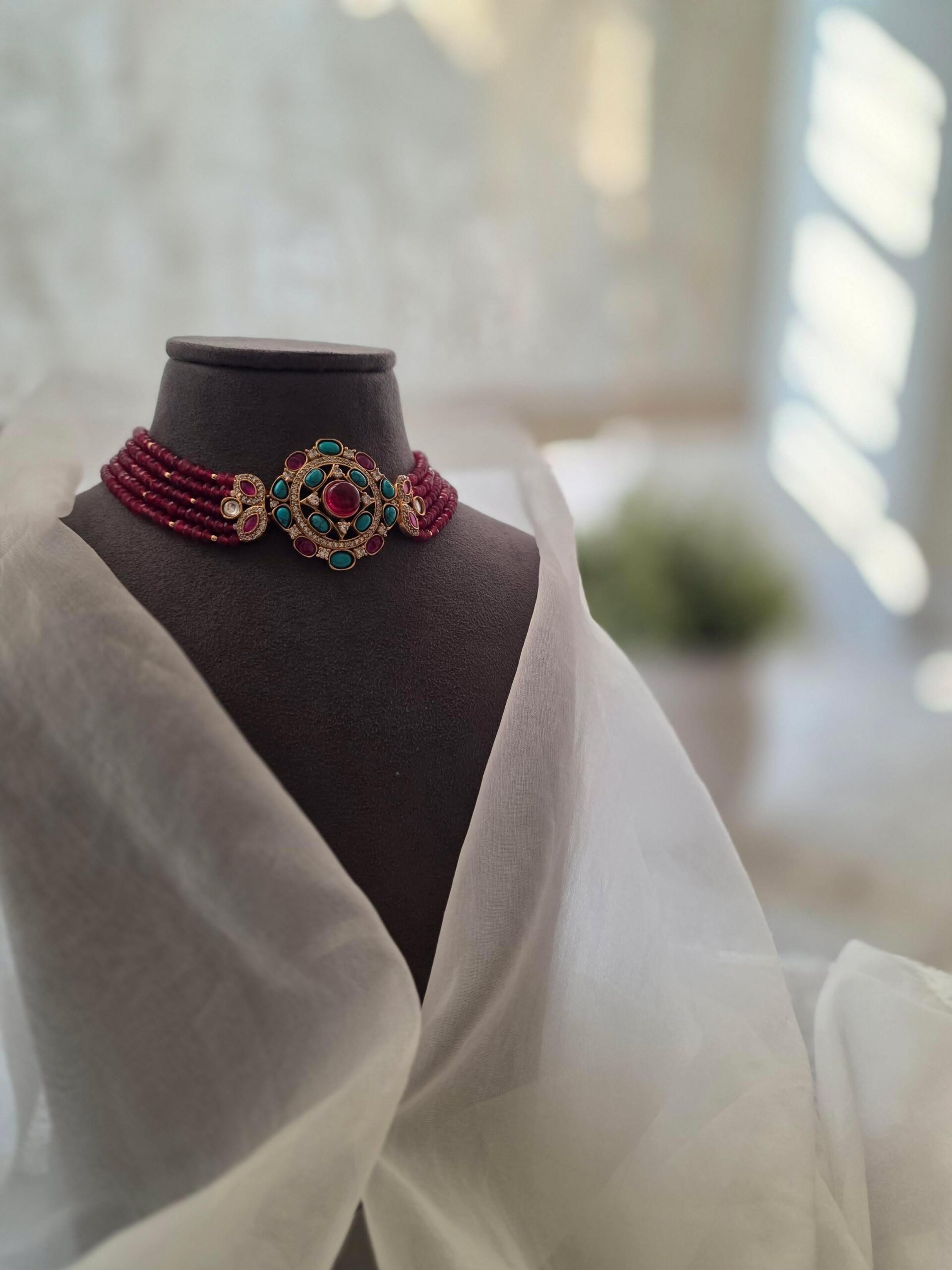 Raia pearl and polki choker Thumbnail