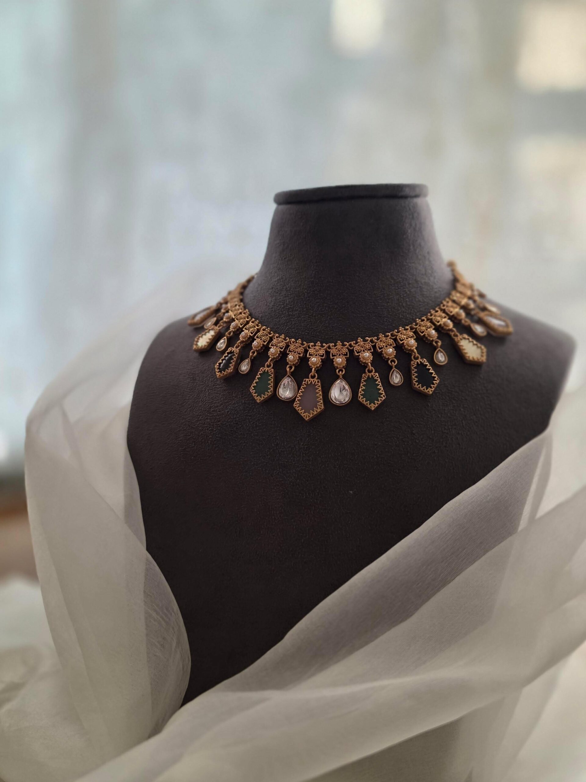 Rahi handcrafted necklace Thumbnail