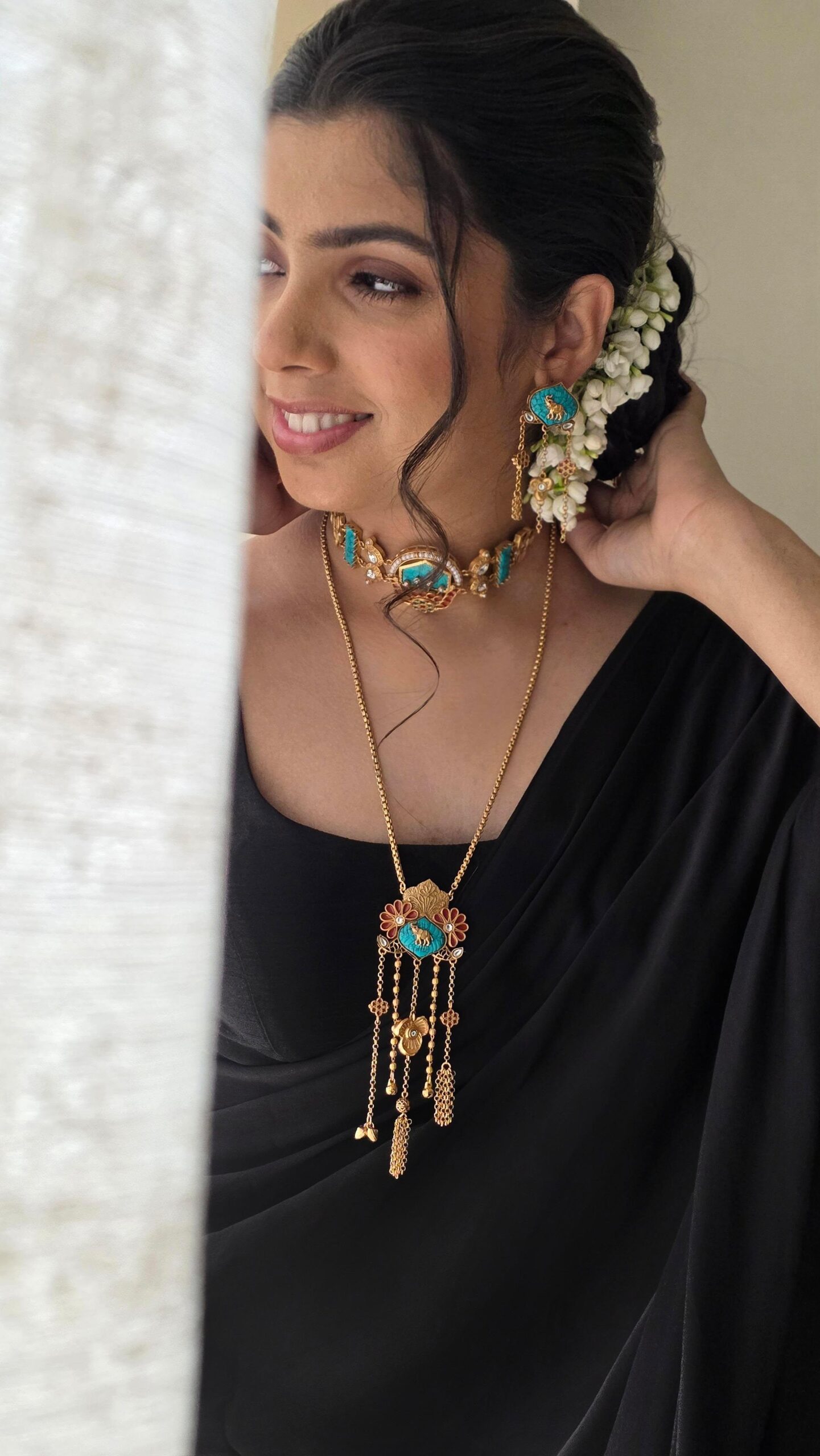 Madhuban handcrafted delicate necklace Thumbnail