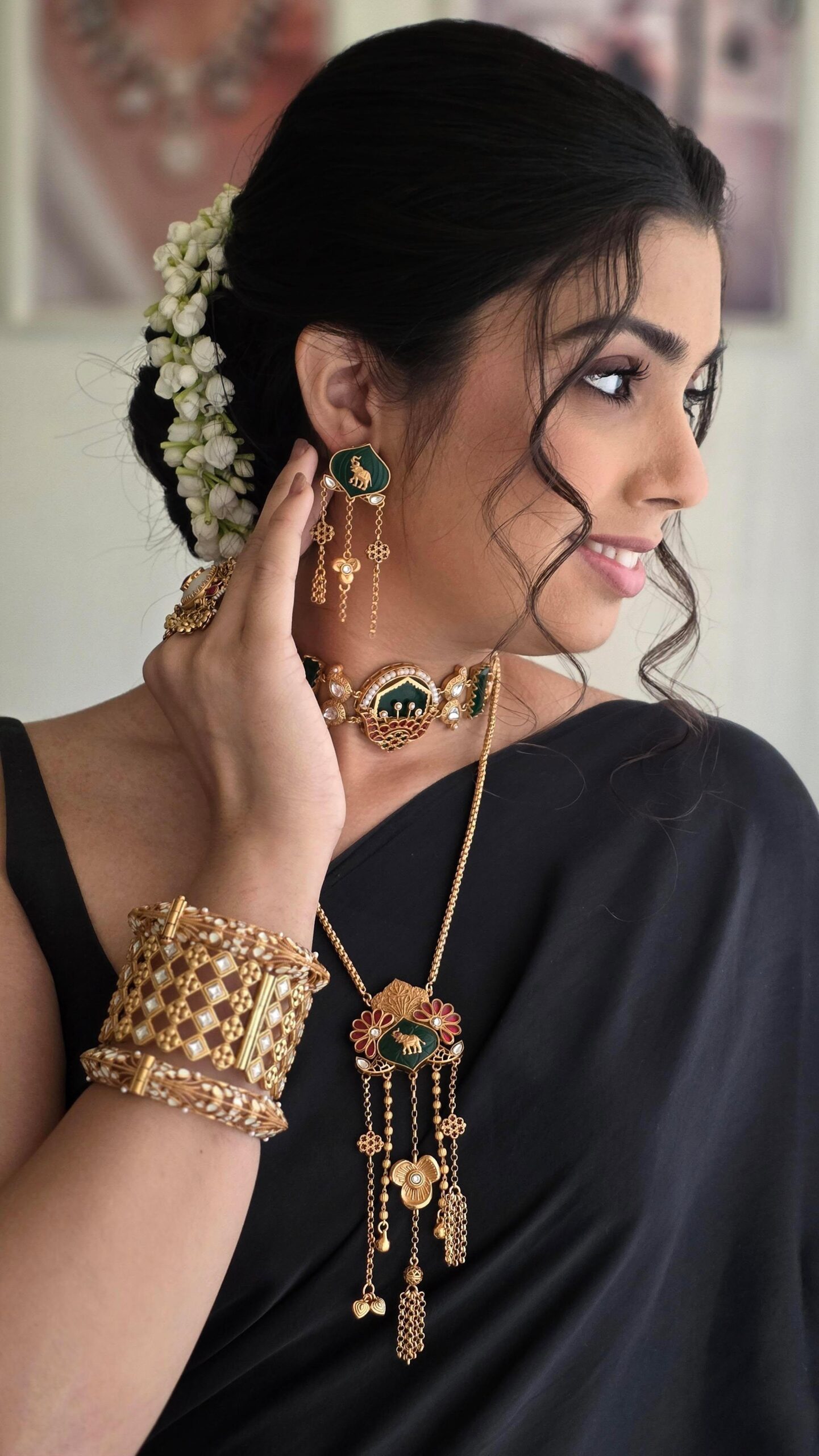 Madhuban handcrafted delicate necklace Thumbnail