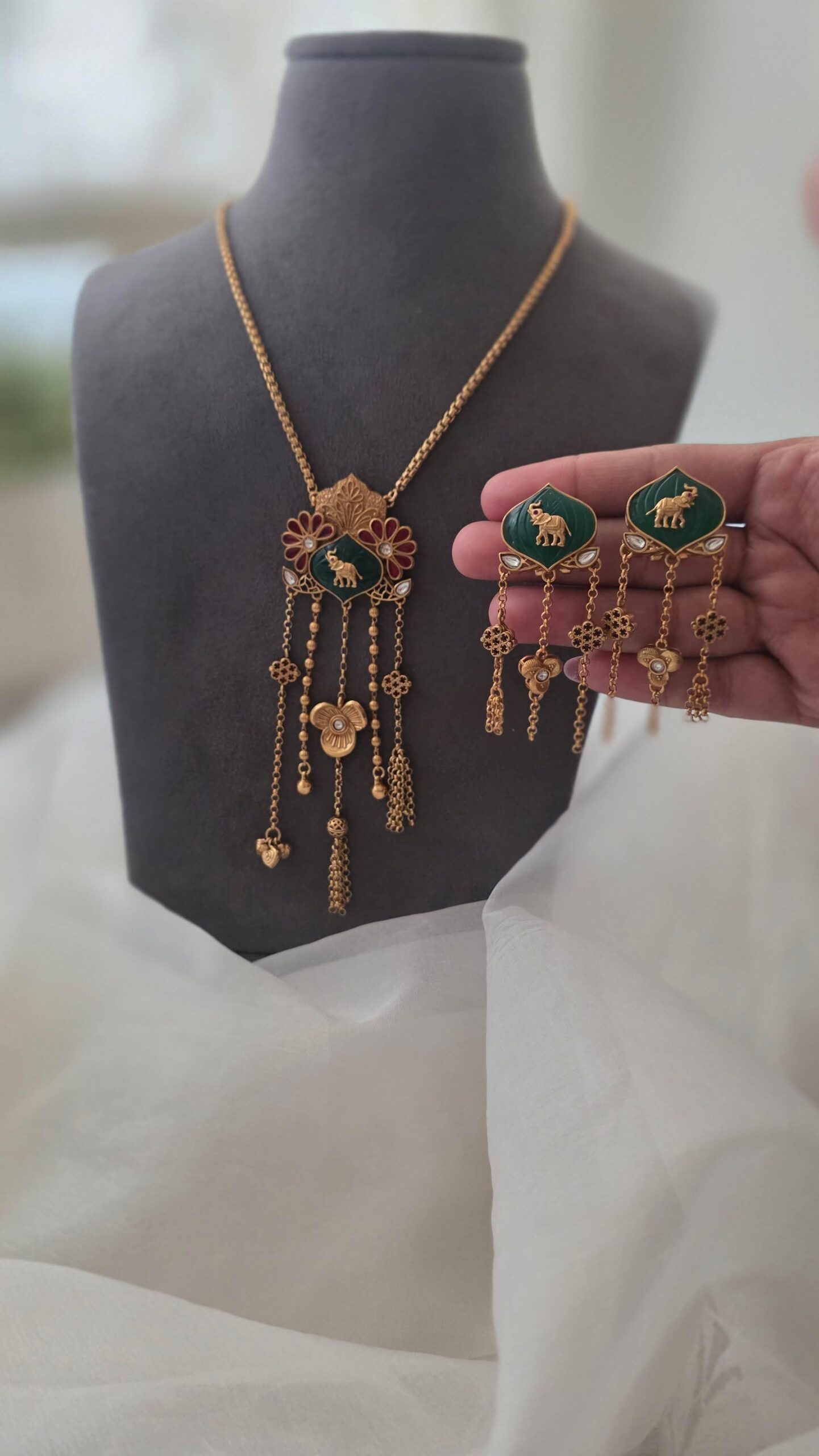 Madhuban handcrafted delicate necklace Thumbnail