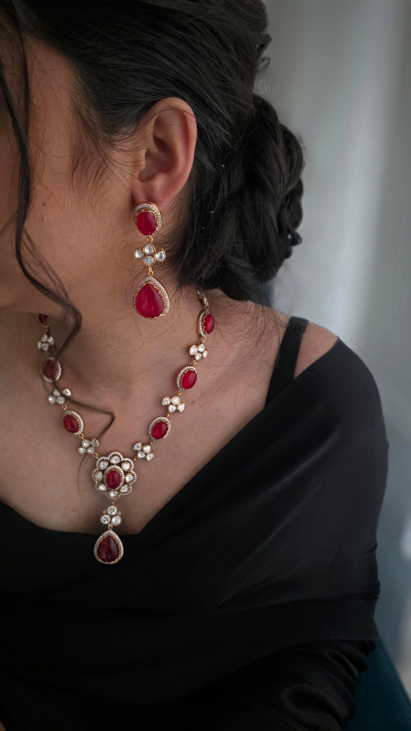 Amanza quartz and polki necklace Thumbnail